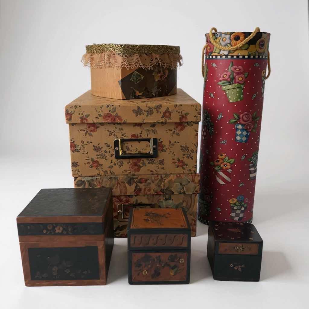 Photo 1 of 7- DECORATIVE BOXES