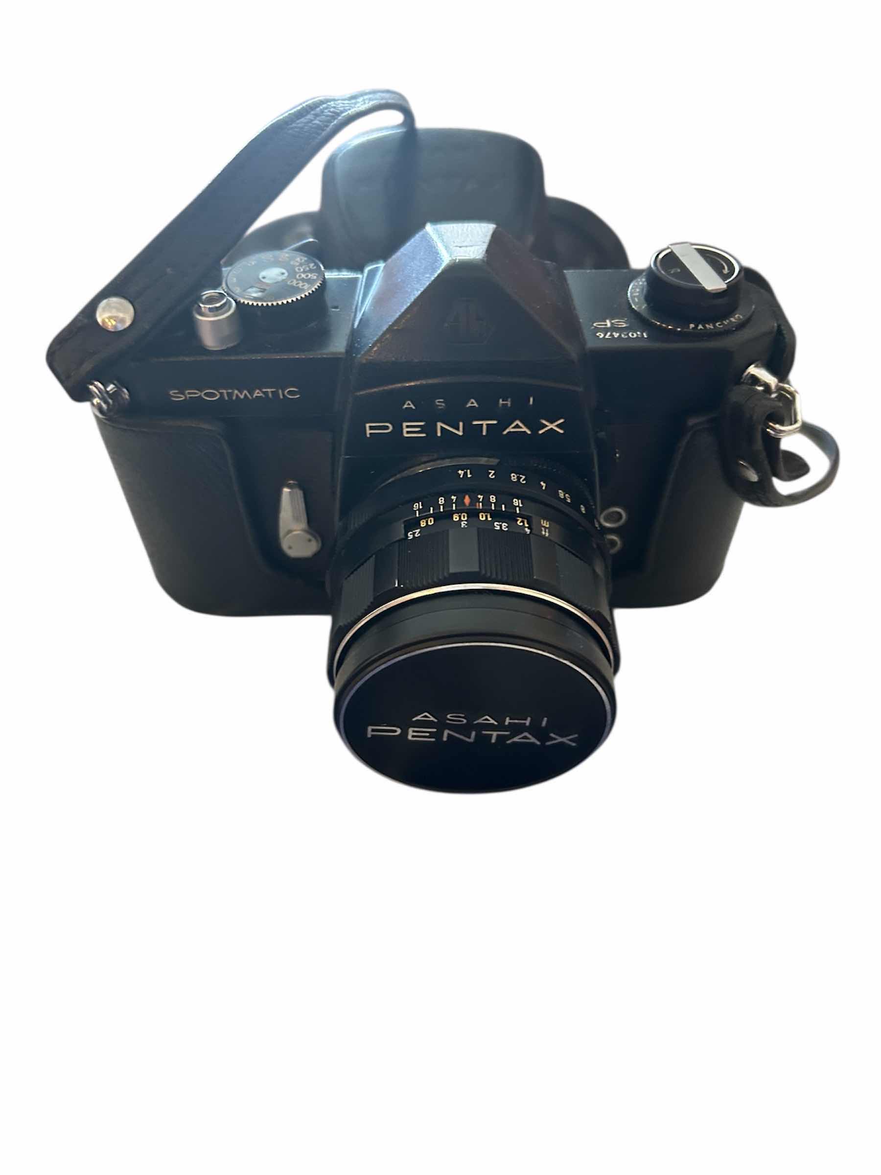 Photo 1 of ASAHI PENTAX SPOTMATIC SP 35mm FILM CAMERA