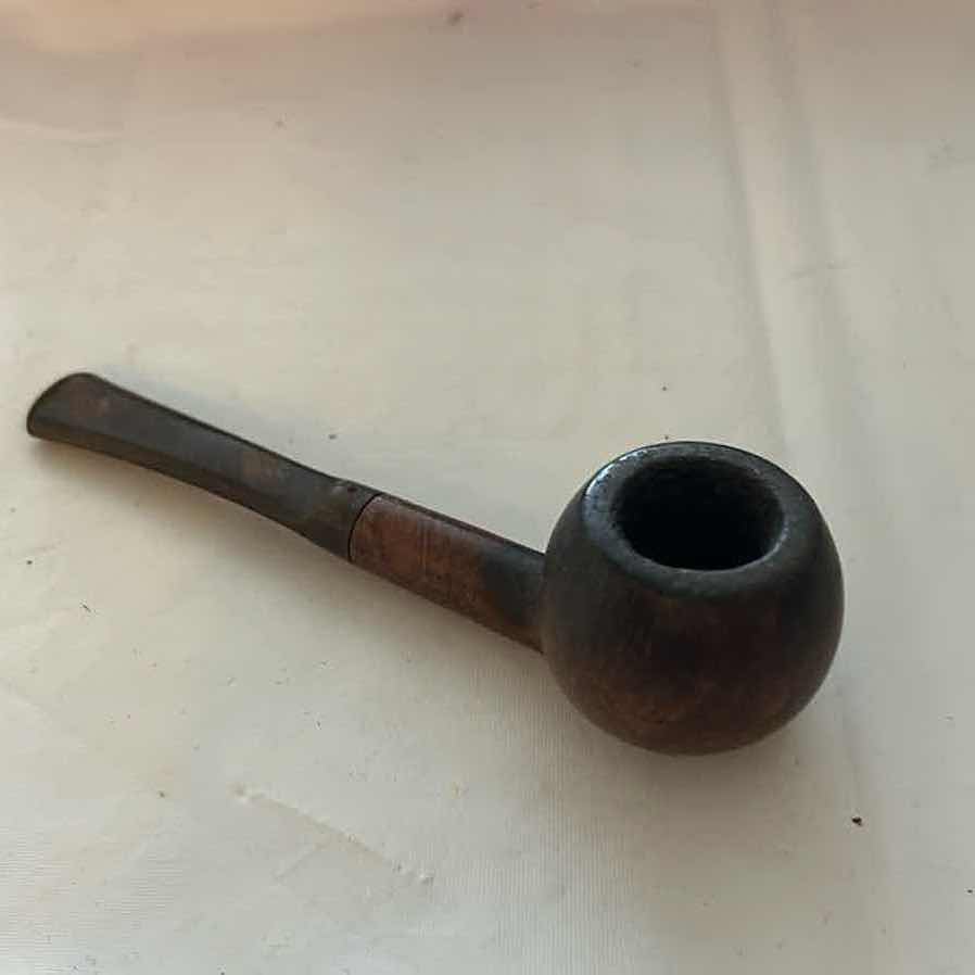 Photo 1 of 2 VINTAGE BRIAR TOBACCO SMOKING PIPES