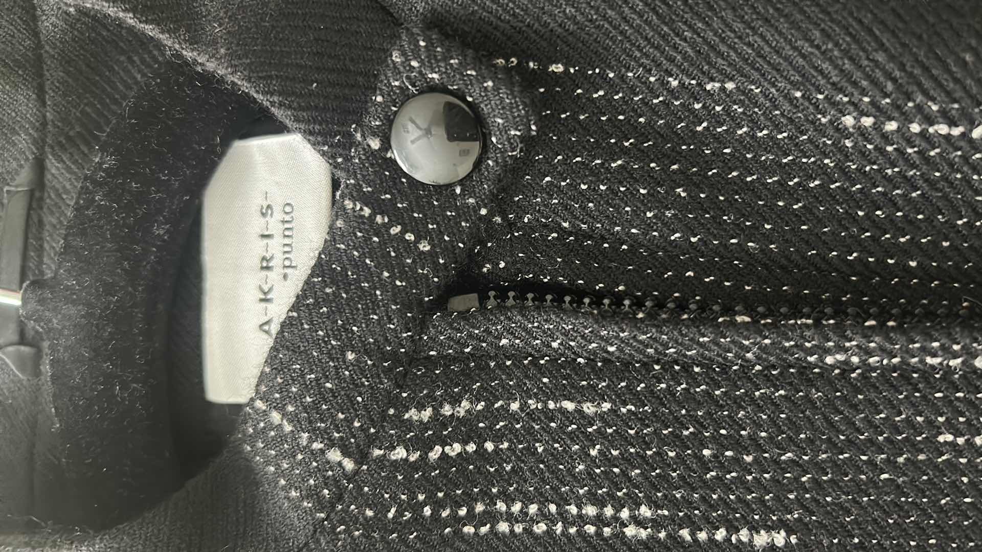 View 3 of AKRIS PUNTO TEXTURED WOOL STAND COLLAR BLAZER W BEADED EMBELLISHMENT SZ 8