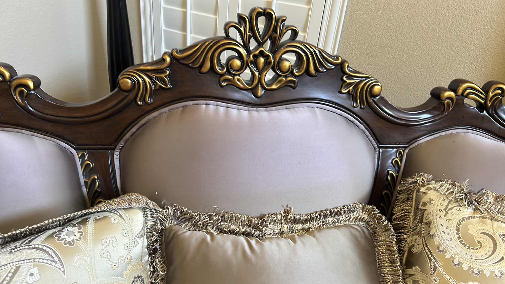 Photo 1 of CLASSIC CONSTANTINE SOFA LOVESEAT ORNATE CARVED WOOD FRAME DARK WALNUT FINISH PAISLEY PATTERNED FABRIC W 3 DECORATIVE PILLOWS