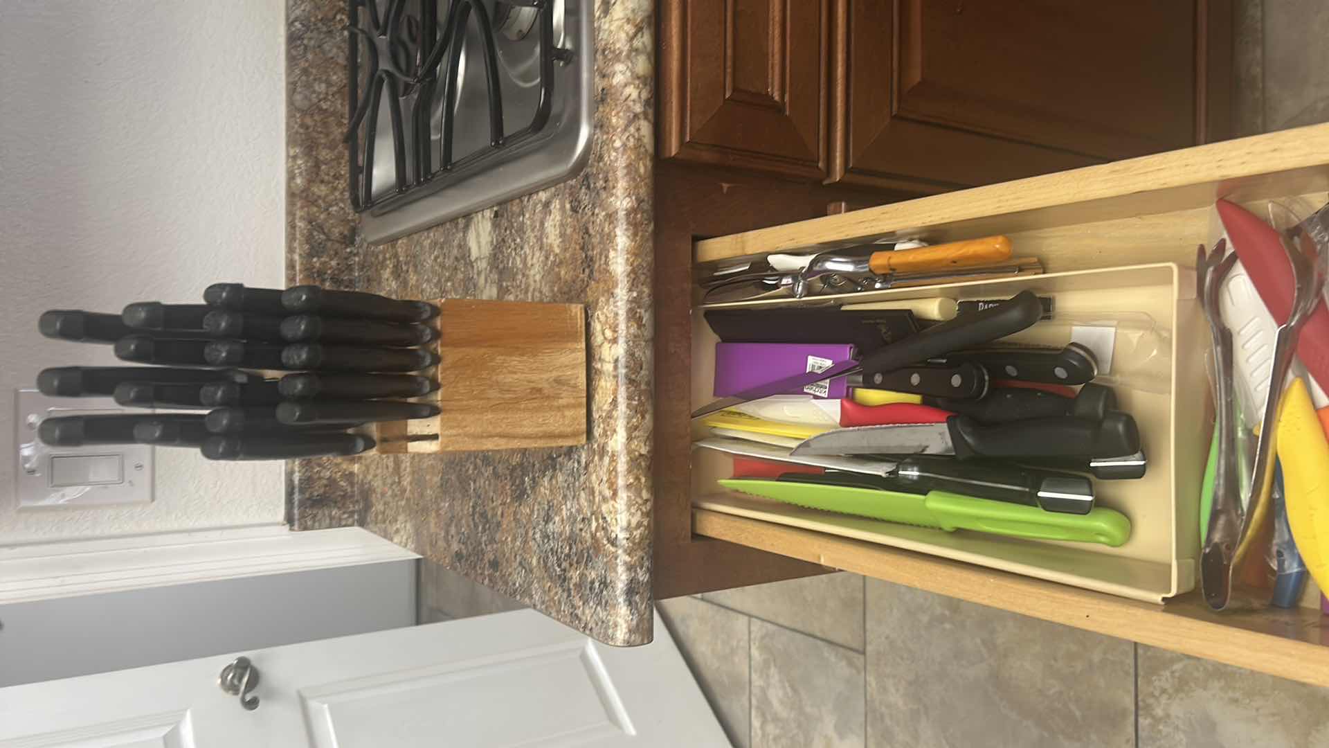 Photo 1 of CONTENTS OF DRAWER ASSORTED KNIVES BLOCK W KNIVES