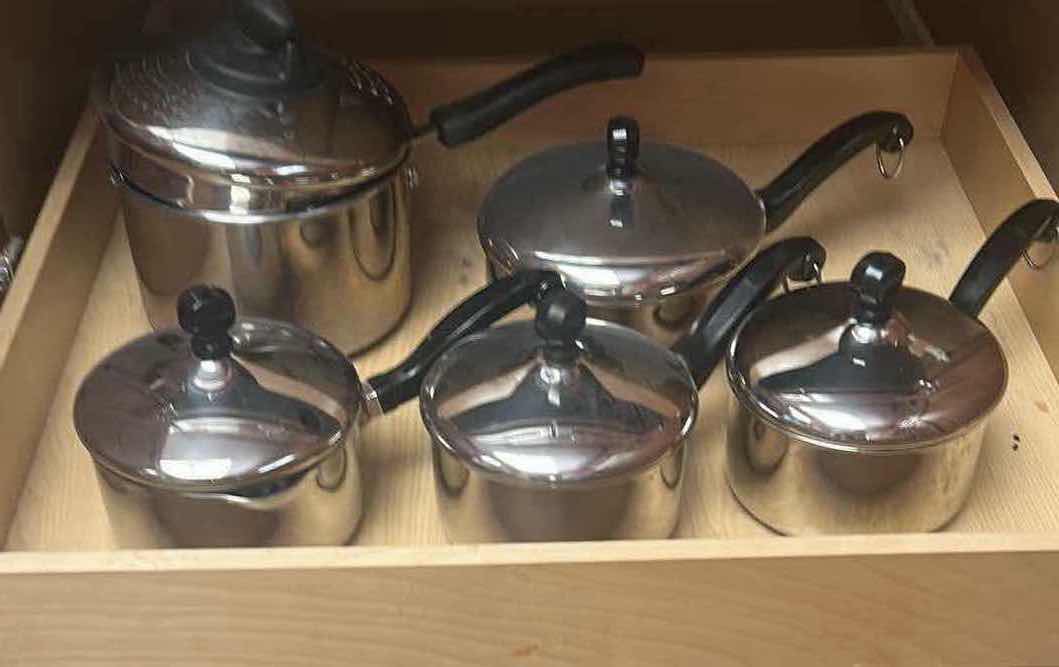 Photo 1 of CONTENTS OF SHELF 5 VINTAGE FABERWARE COOKWARE W LIDS