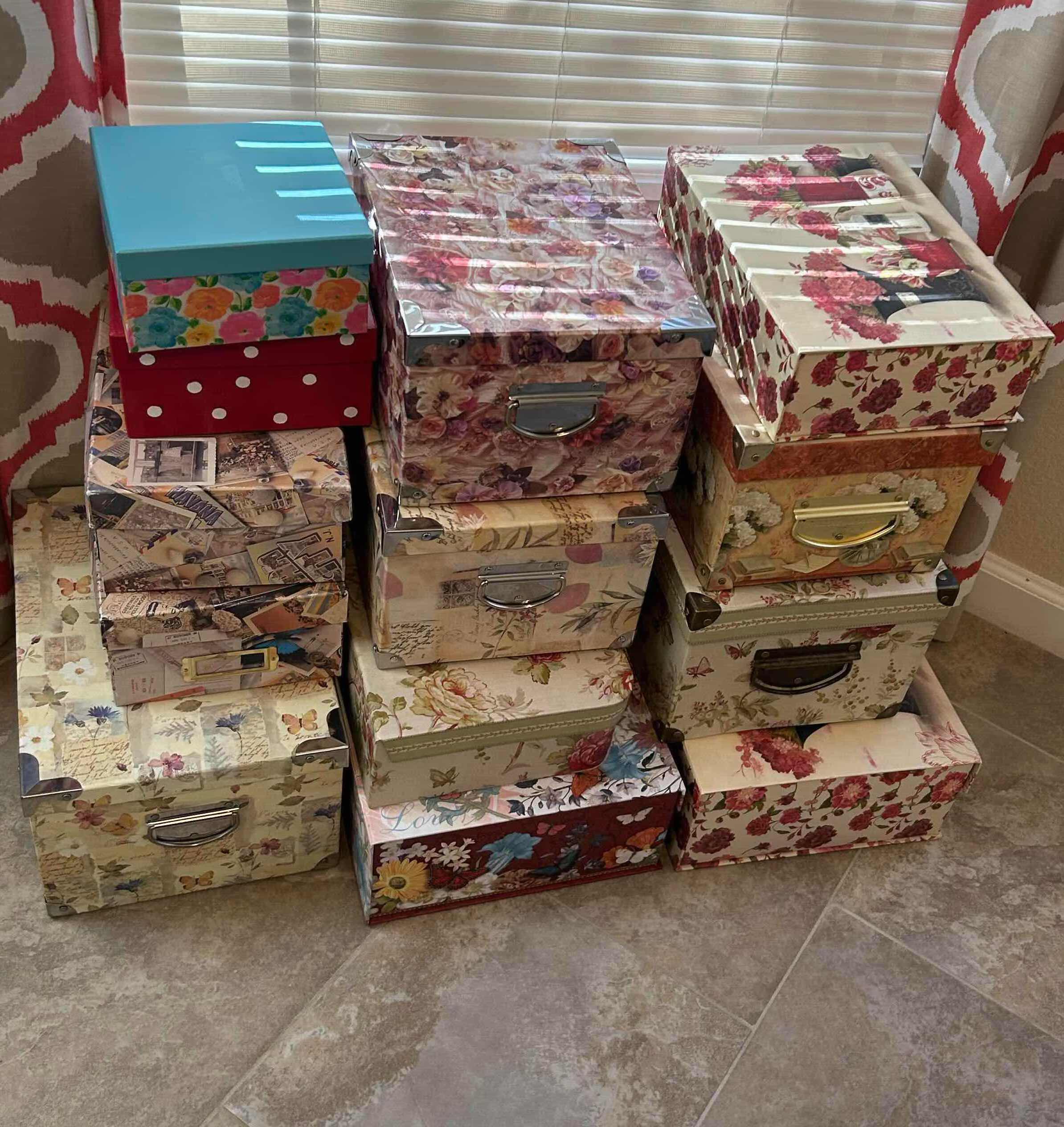 Photo 1 of 13- DECORATIVE BOXES