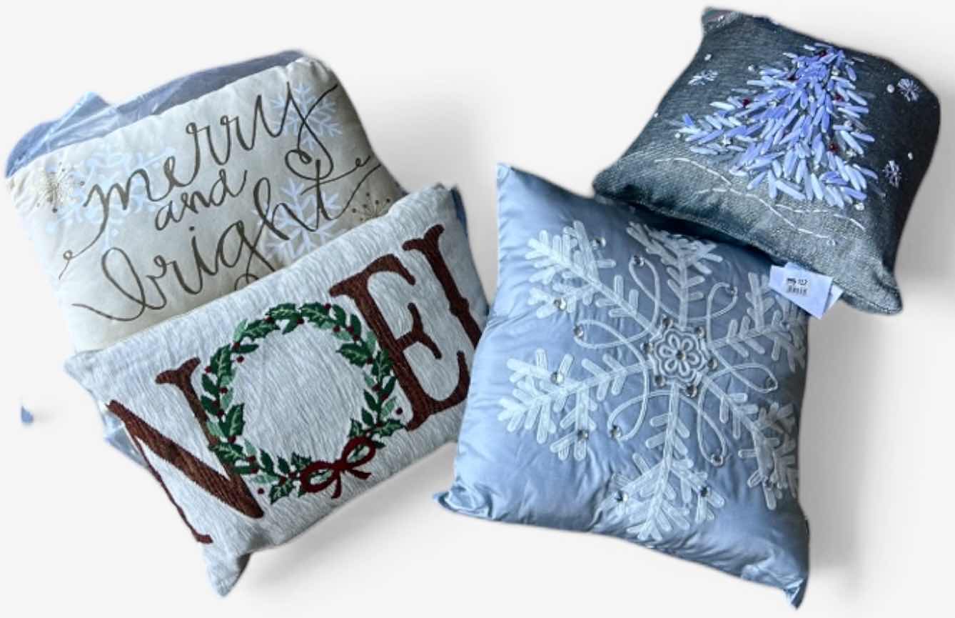 Photo 1 of 4 DECORATIVE CHRISTMAS PILLOWS