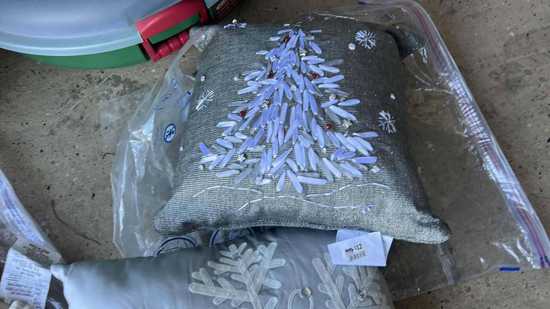 Photo 1 of 4 DECORATIVE CHRISTMAS PILLOWS