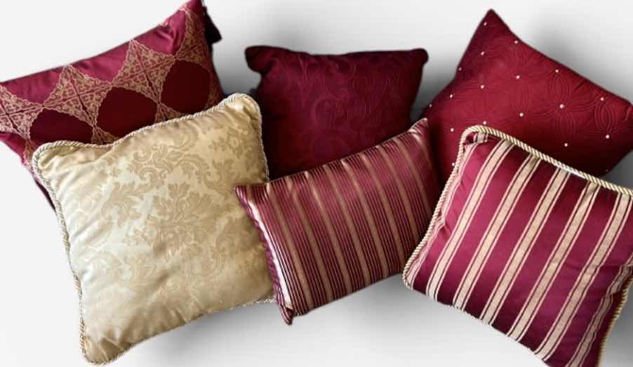 Photo 1 of 6 RED AND GOLD TOSS PILLOWS