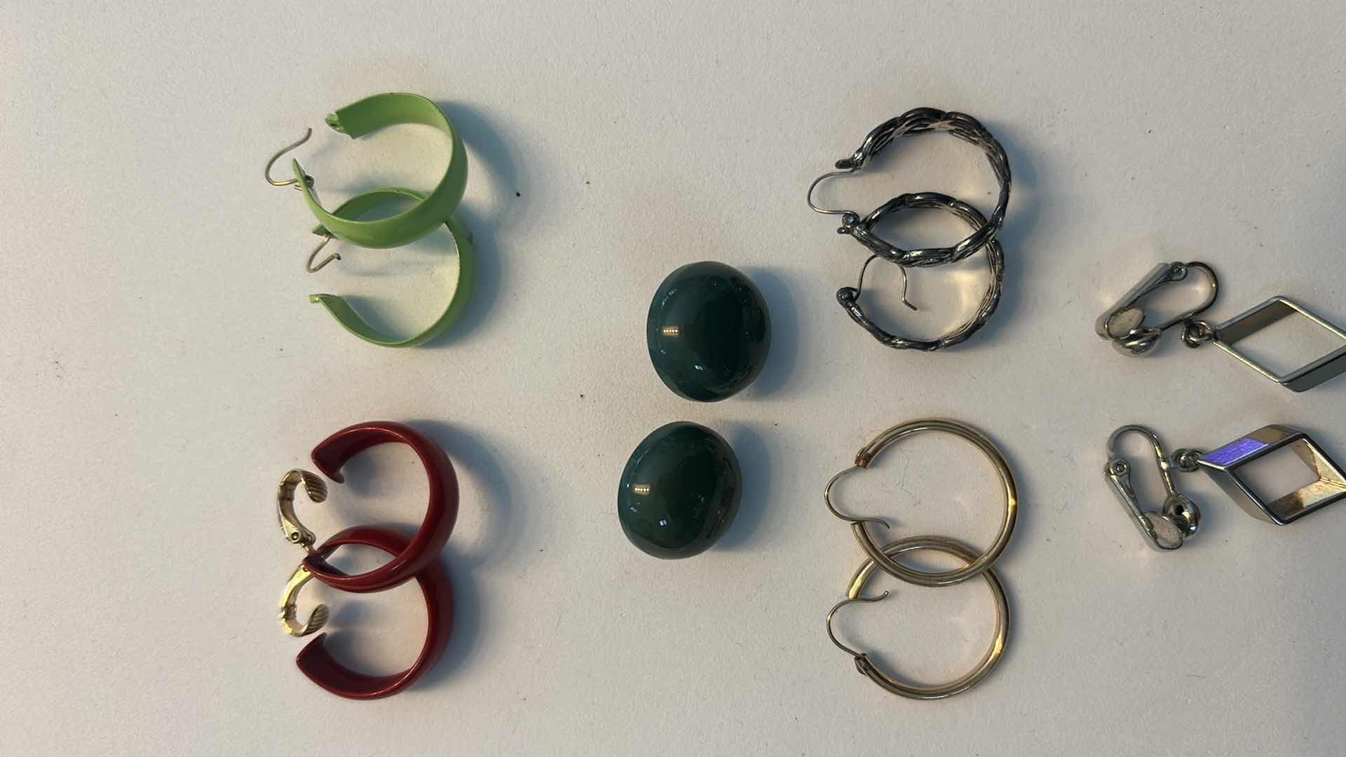 Photo 1 of 7 - DECORATIVE EARRINGS