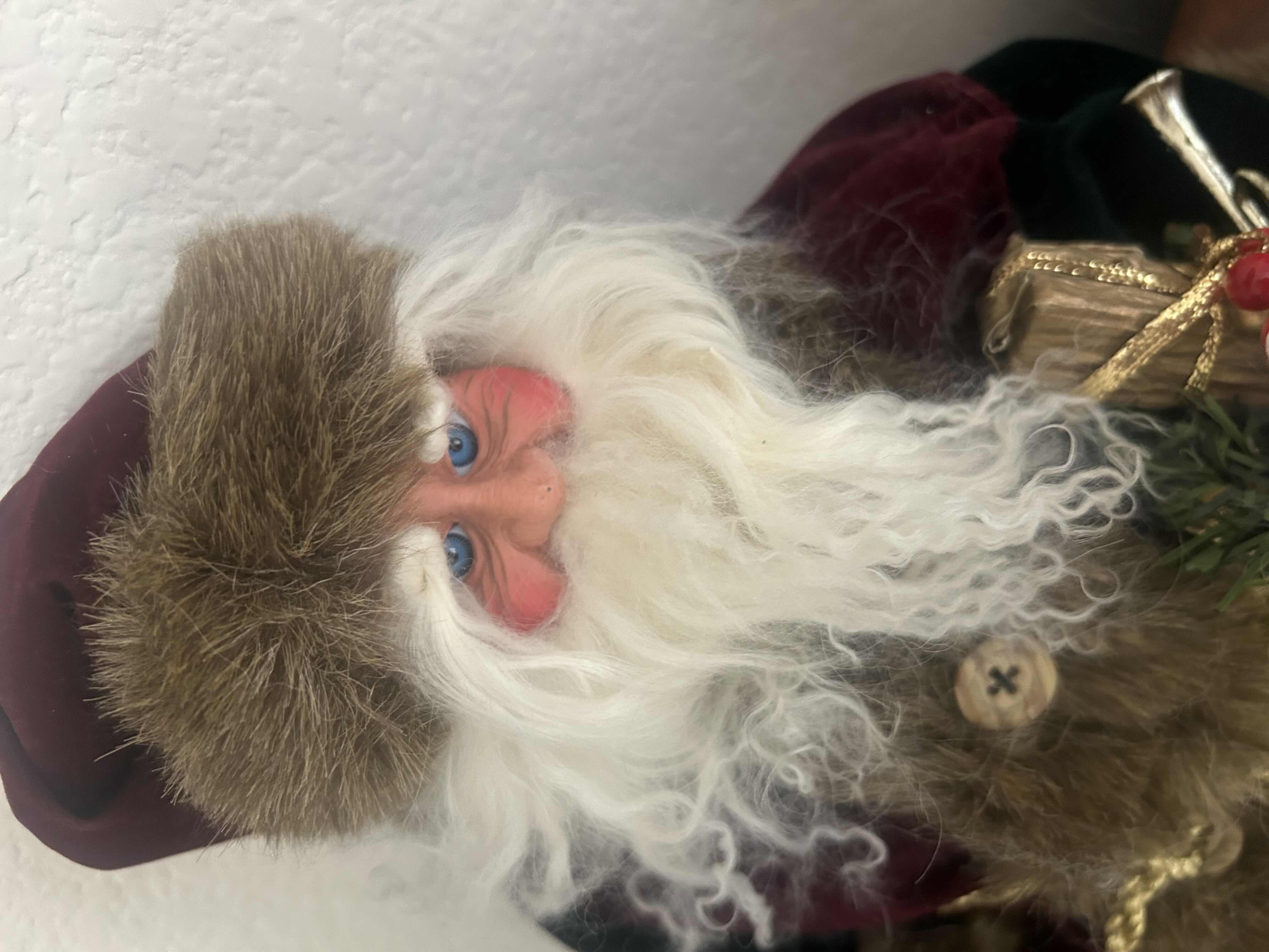 Photo 1 of MUSICAL MOUNTAIN SANTA