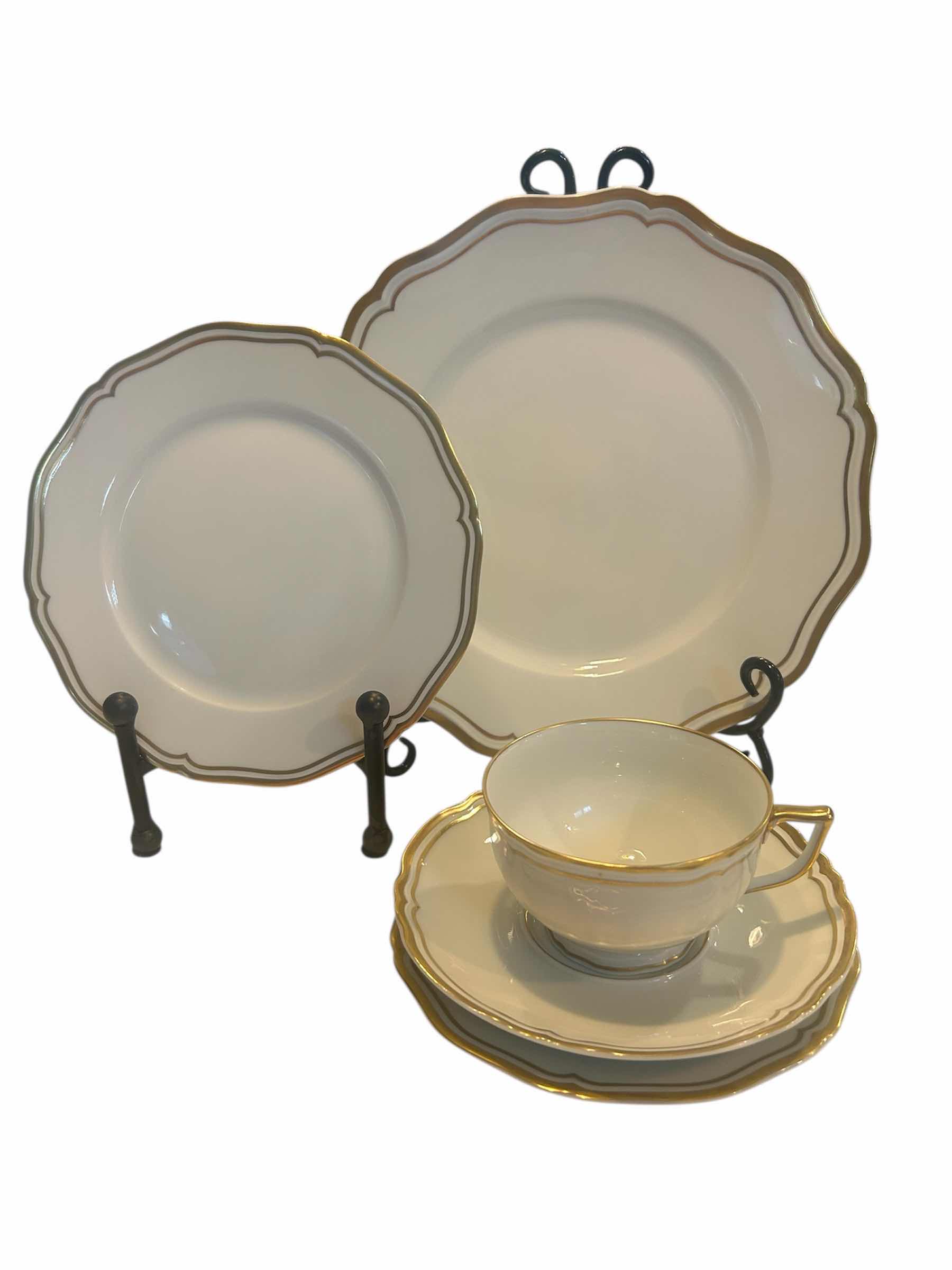 Photo 1 of LIMOGES "RAYNAUD CERALENE " 5 PC FINE CHINA PLACE SETTING