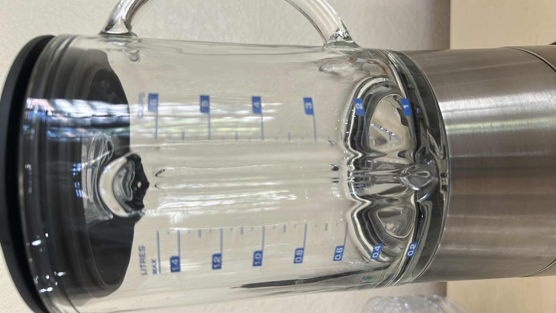 Photo 1 of BREVILLE IKON HEMISPHERE BLENDER