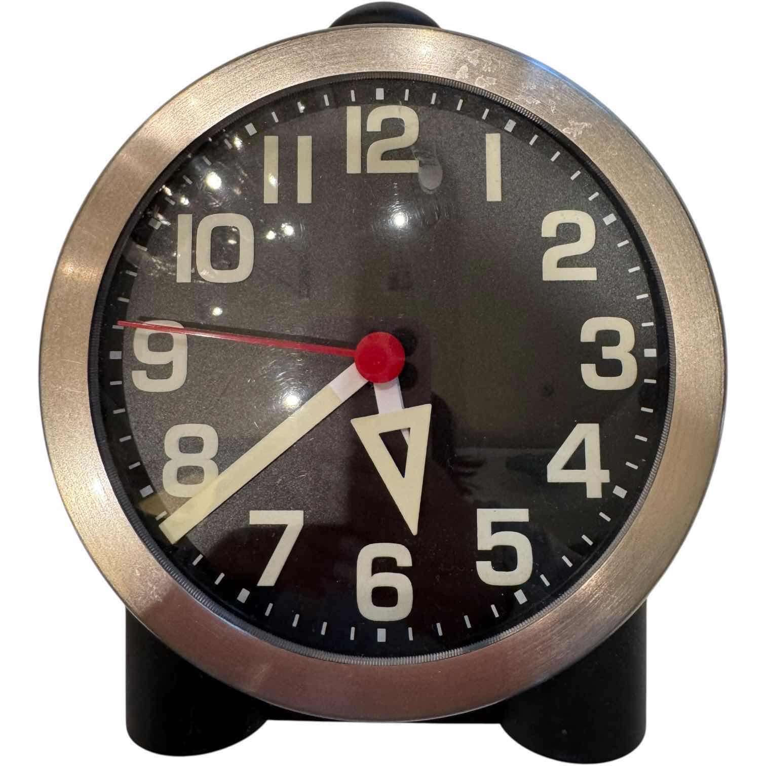 Photo 1 of CROSLEY ANALOG CLOCK INTERDESIN BLACK/METAL H6.5”