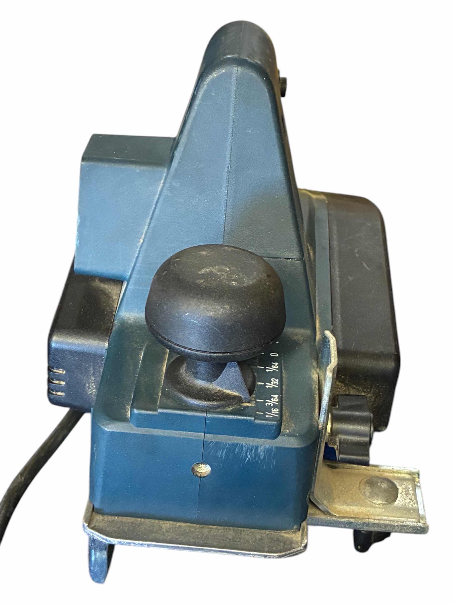 Photo 1 of BOSCH CORDED PLANER 3272A $70
