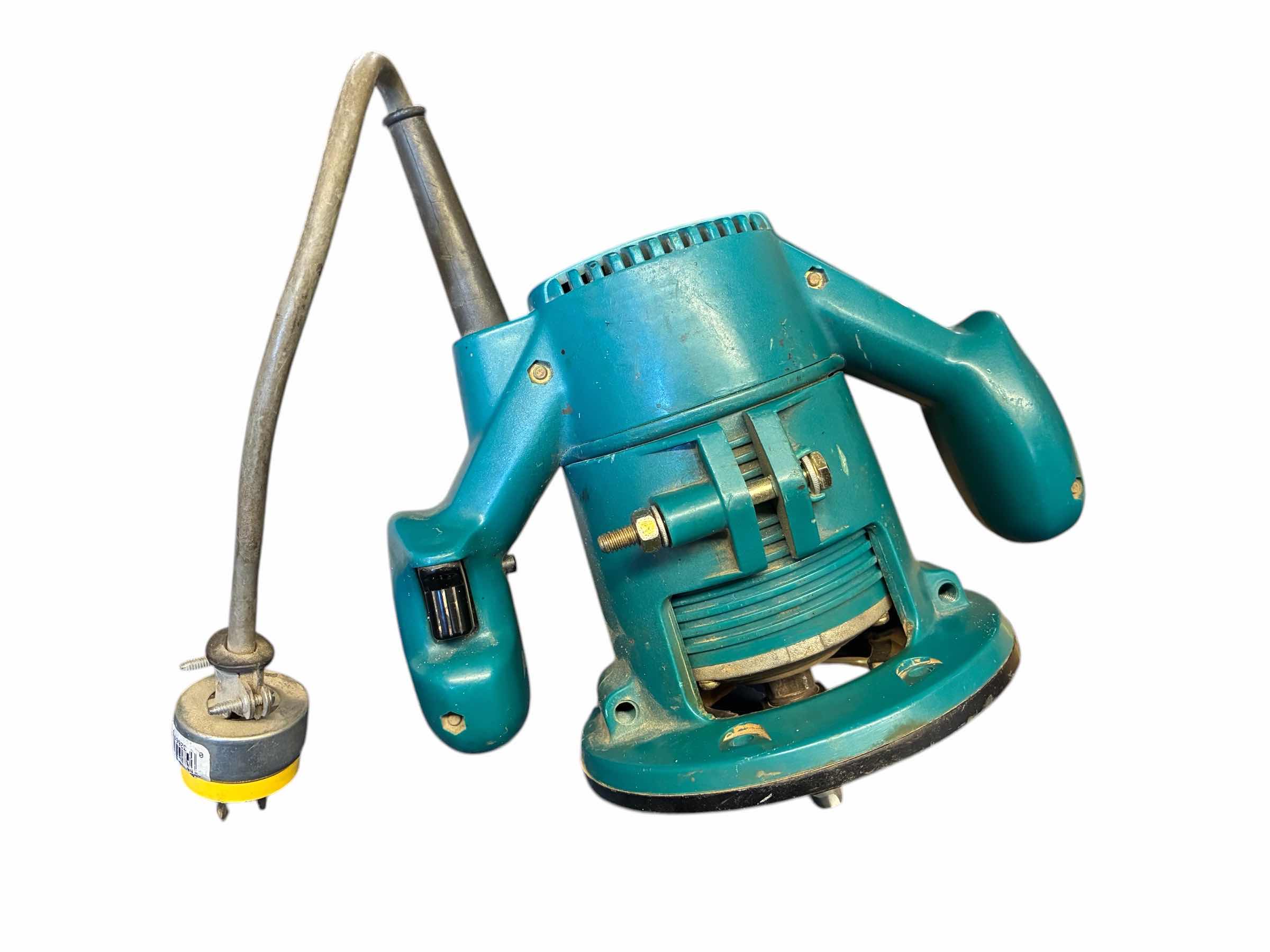Photo 1 of MAKITA CORDED ROUTER 3608B