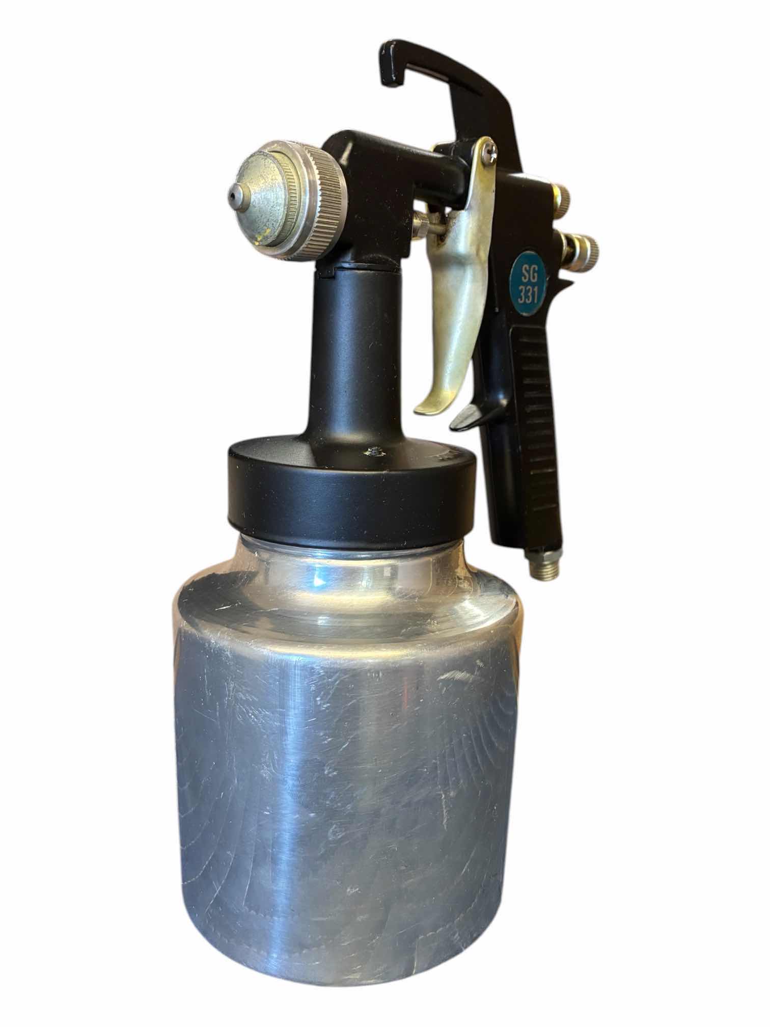 Photo 1 of W.R. BROWN COMPANY INTERMATIC AIR THREE-WAY SPRAY GUN