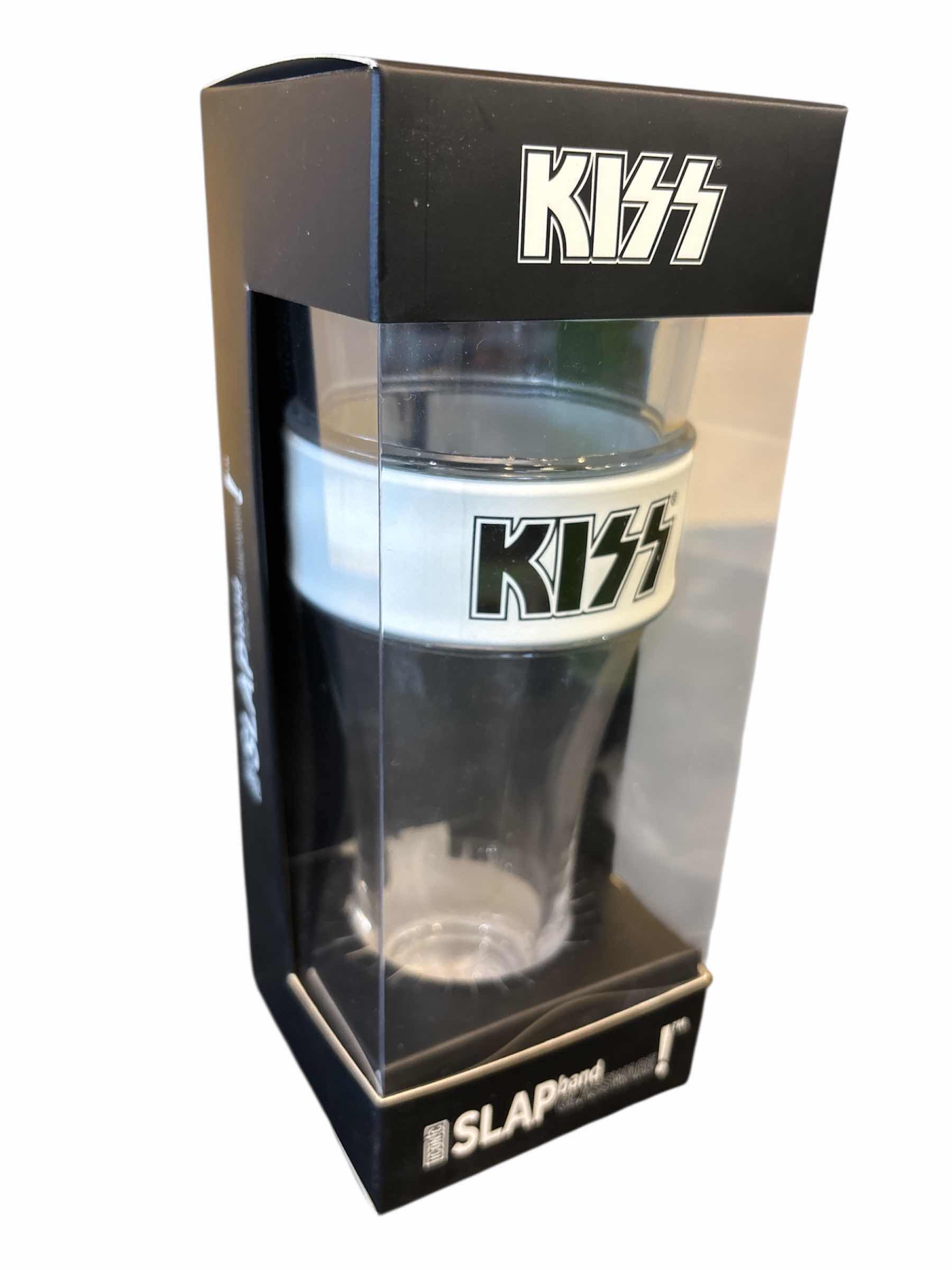 Photo 1 of NEW ICONIC CONCEPTS KISS (WHITE/BLACK) 16 OZ GLASS W INTERCHANGEABLE WRISTBAND SLAP BAND
