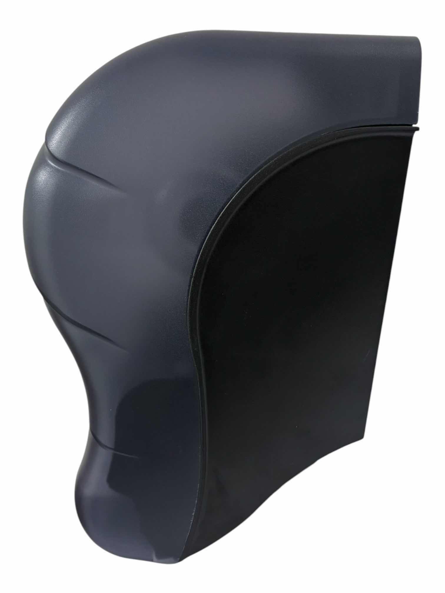 Photo 1 of SAN JAMAR SMART ESSENCE ELECTRONIC PAPER TOWEL ROLL DISPENSER