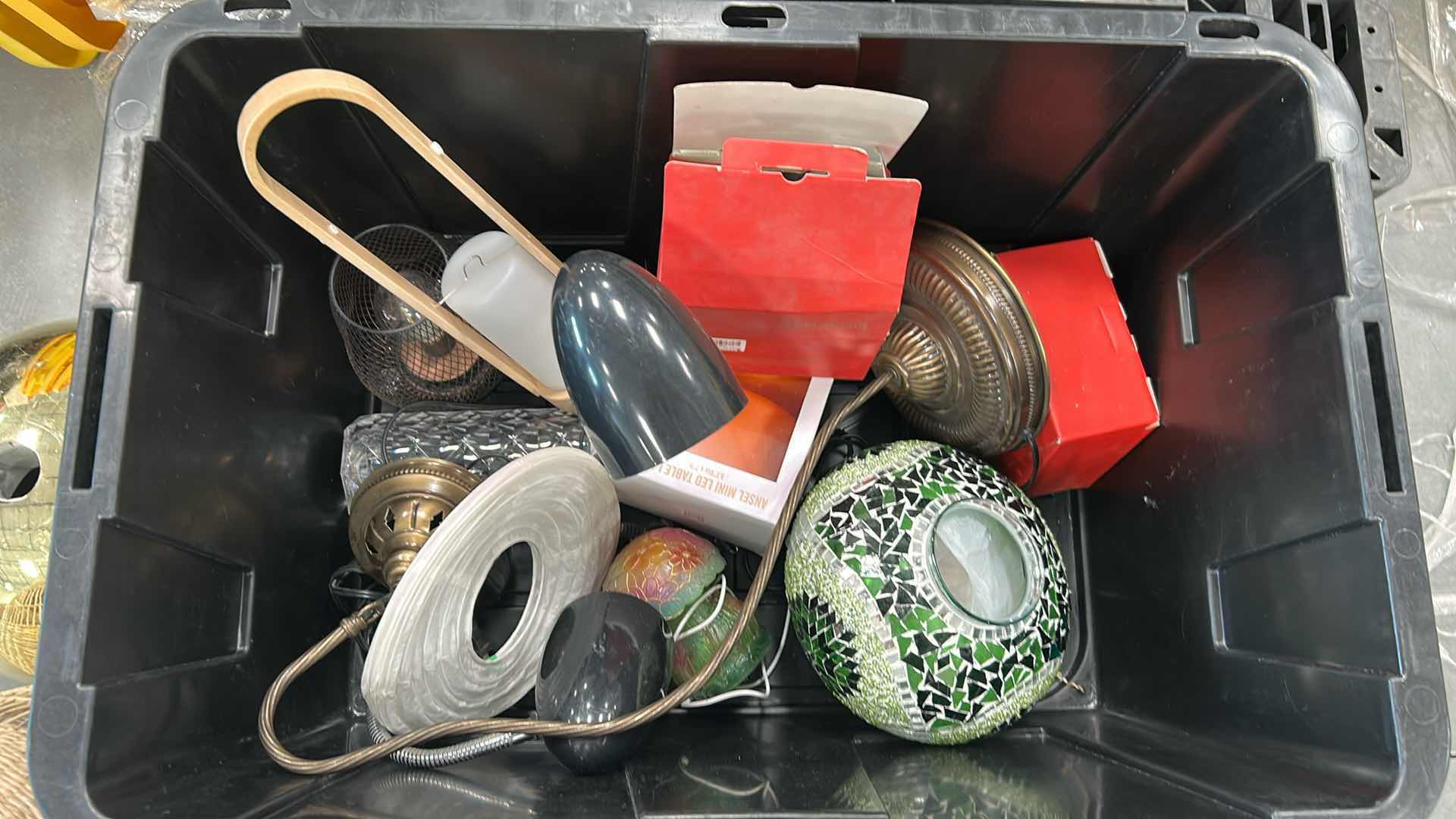 Photo 1 of CONTENTS OF CONTAINER HOME GOODS