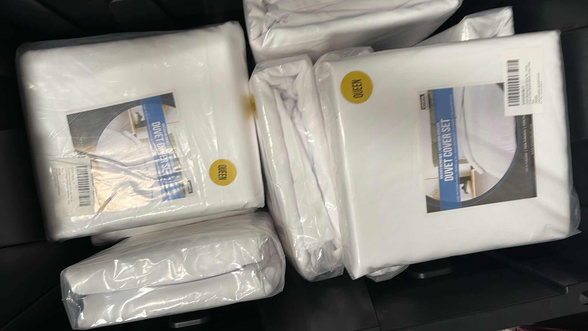 Photo 1 of NEW CONTAINER OF DUVET COVER MICROFIBER SET QUEEN SIZE