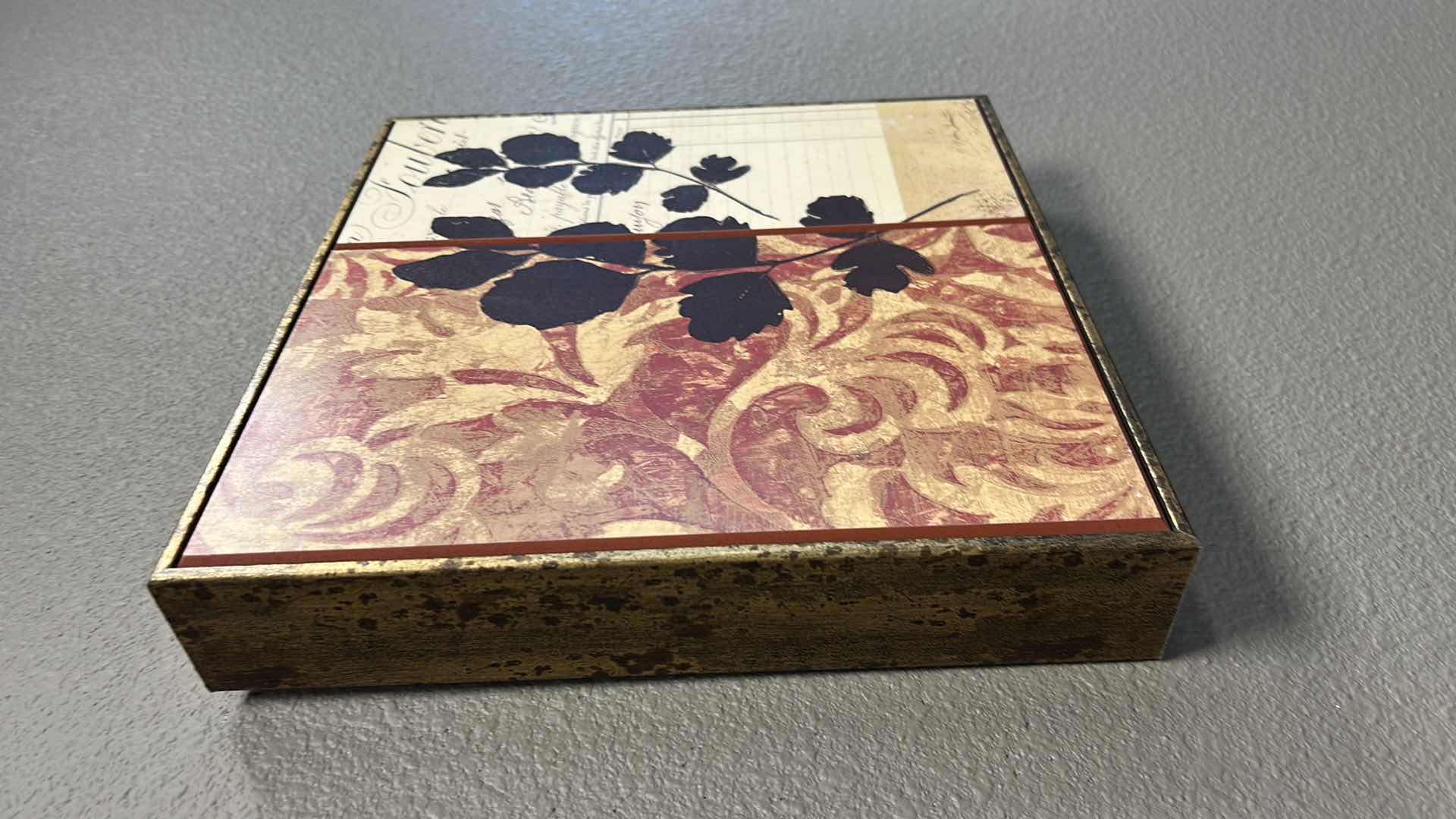 Photo 1 of 3- WALL DECOR LEAF ARTWORK 12” x 12”