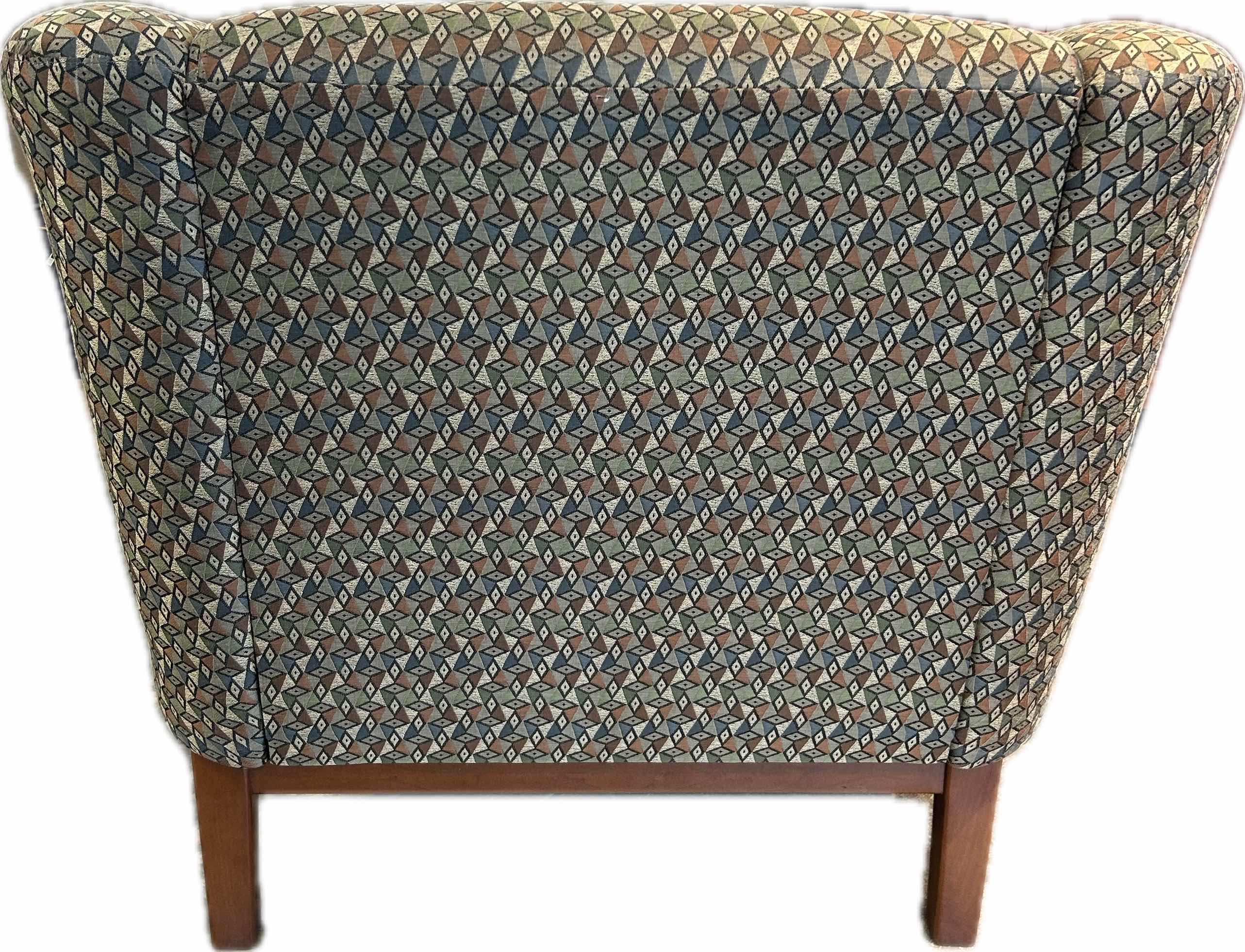 Photo 1 of MODERN ACCENT CHAIR W SOLID WOOD FRAME & GEOMETRIC PRINT FABRIC