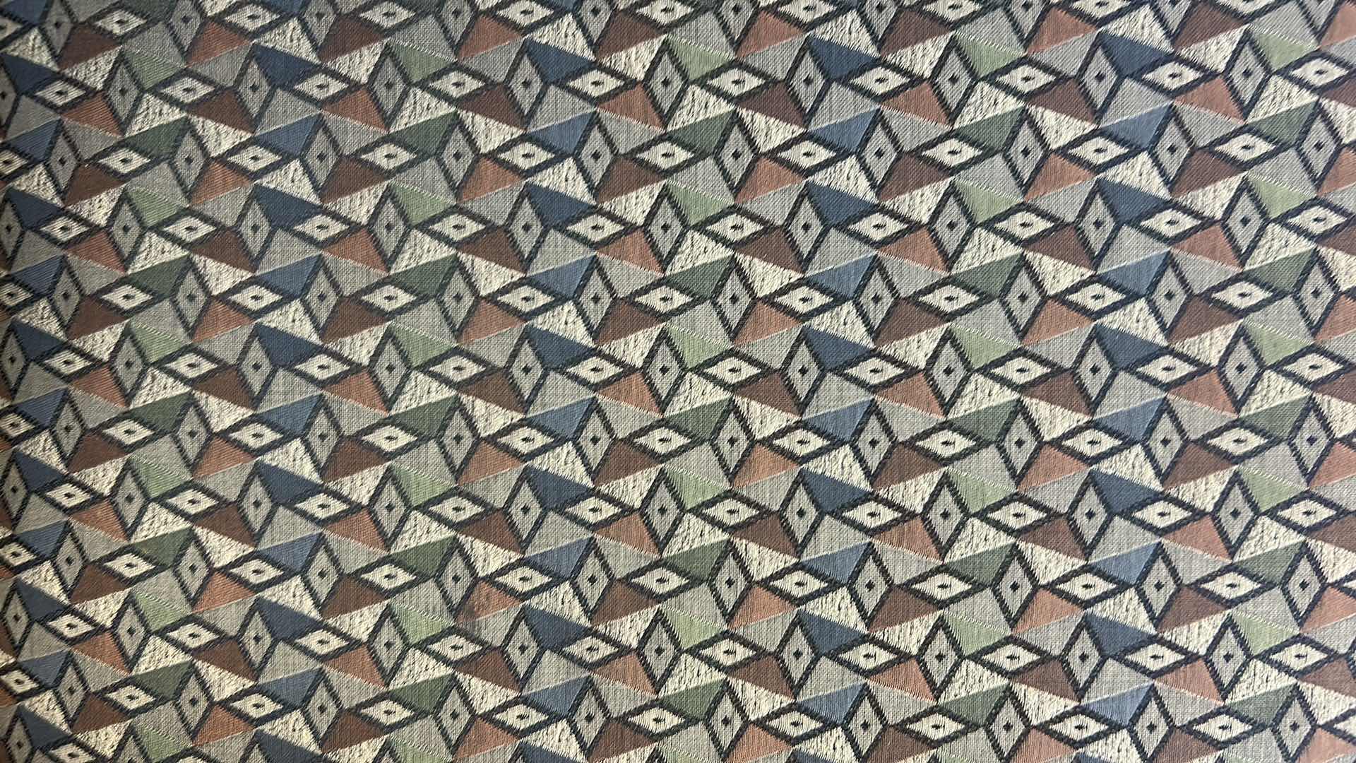 Photo 1 of MODERN ACCENT CHAIR W SOLID WOOD FRAME & GEOMETRIC PRINT FABRIC