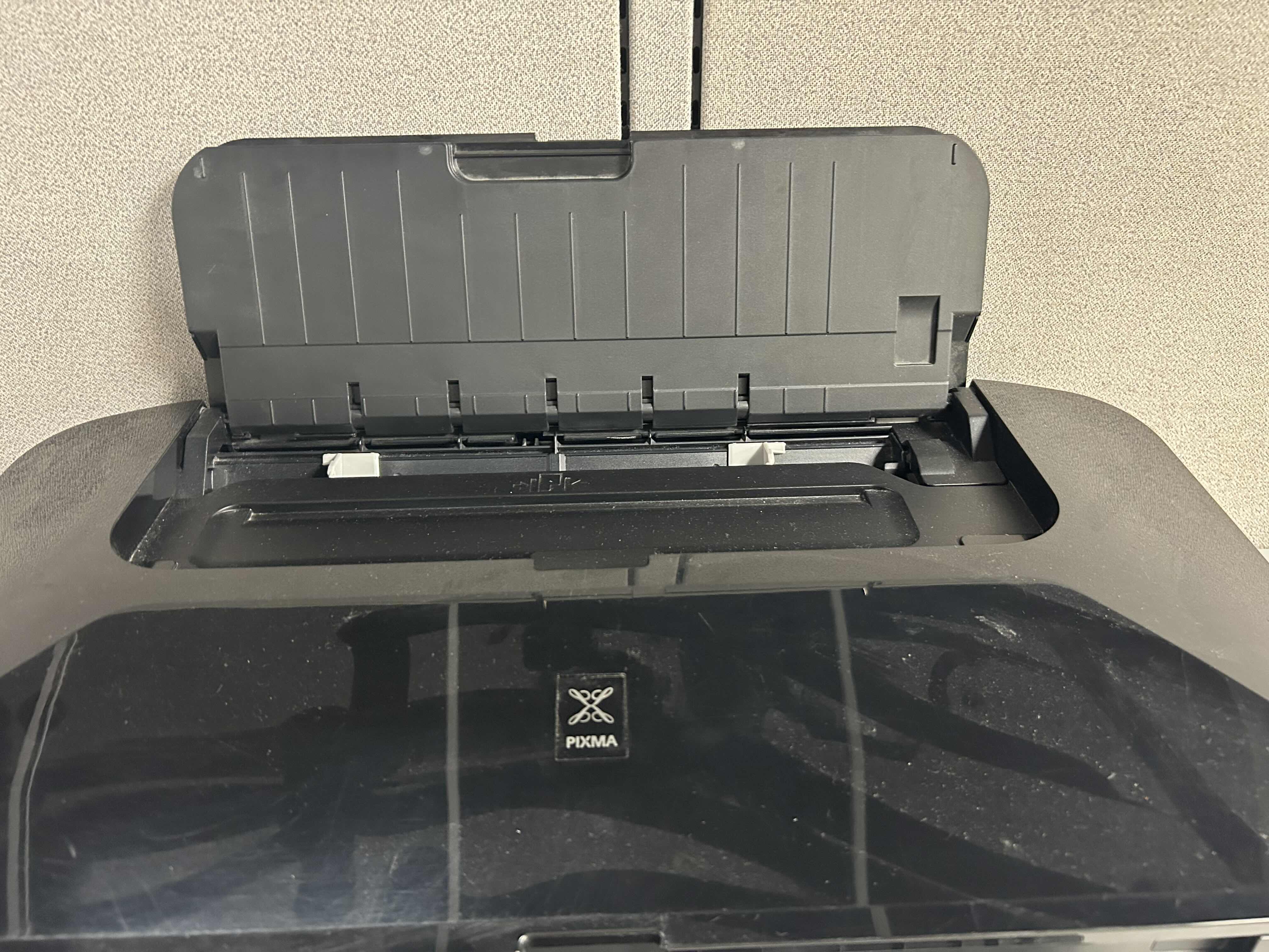 Photo 1 of CANON PIXMA BLACK WIRELESS INKJET PRINTER 