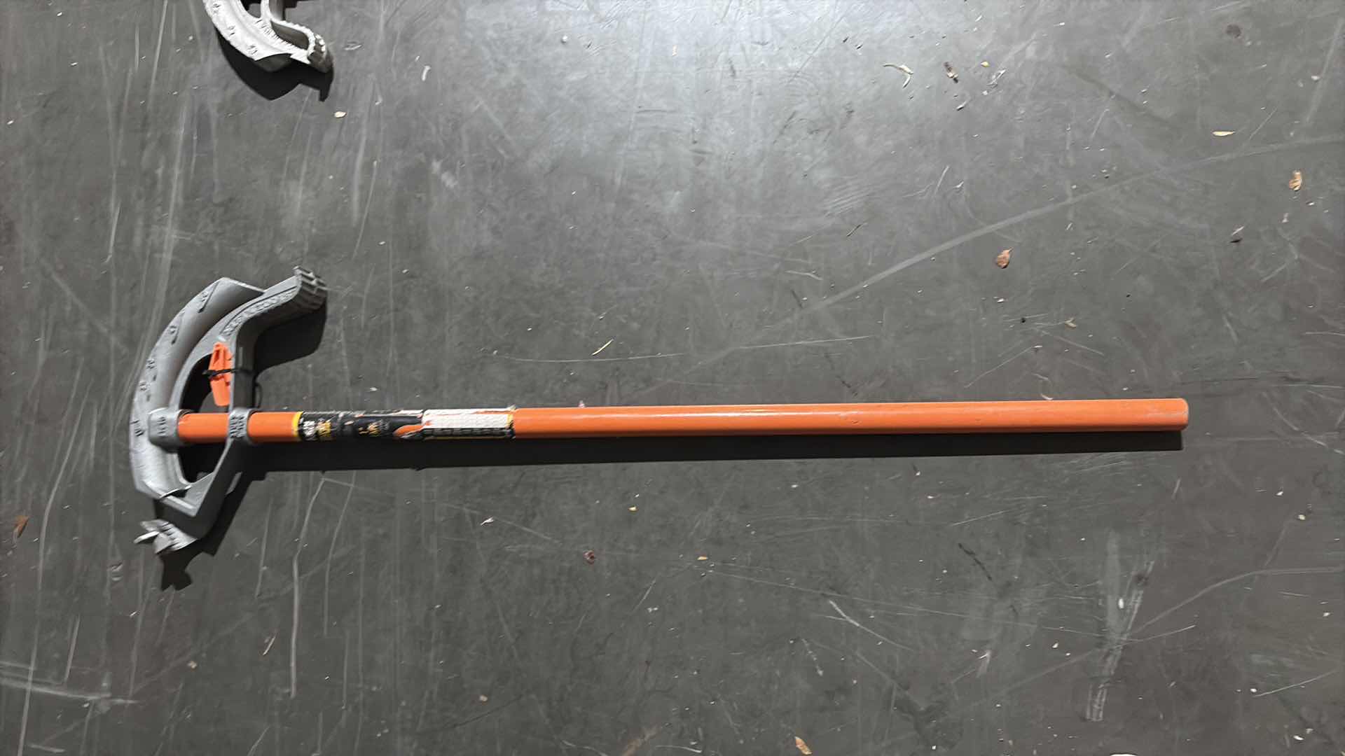 Photo 1 of KLEIN TOOLS STEEL 1” PIPE BENDER 