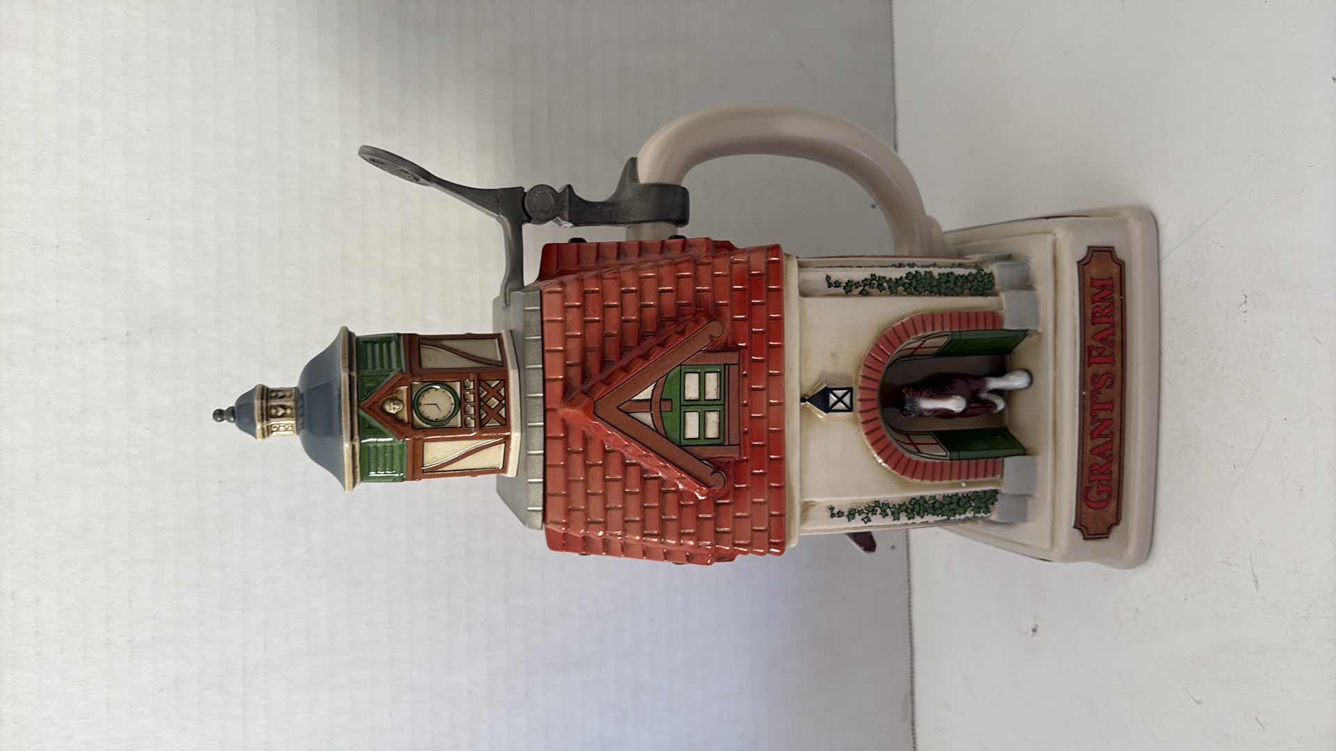 Photo 1 of 2003 ANHEUSER BUSCH COLLECTORS CLUB STEIN “GRANTS FARM BAUERNHOF” COA