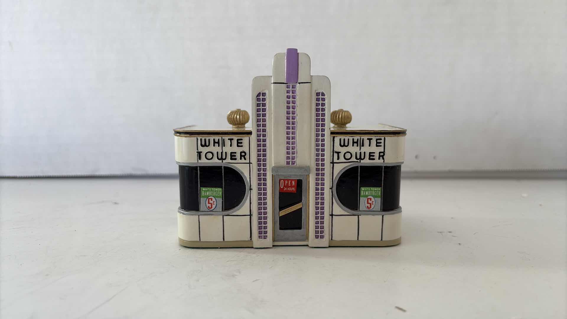 Photo 1 of GREAT AMERICAN DINERS FIGURE “THE WHITE TOWER” 5”H