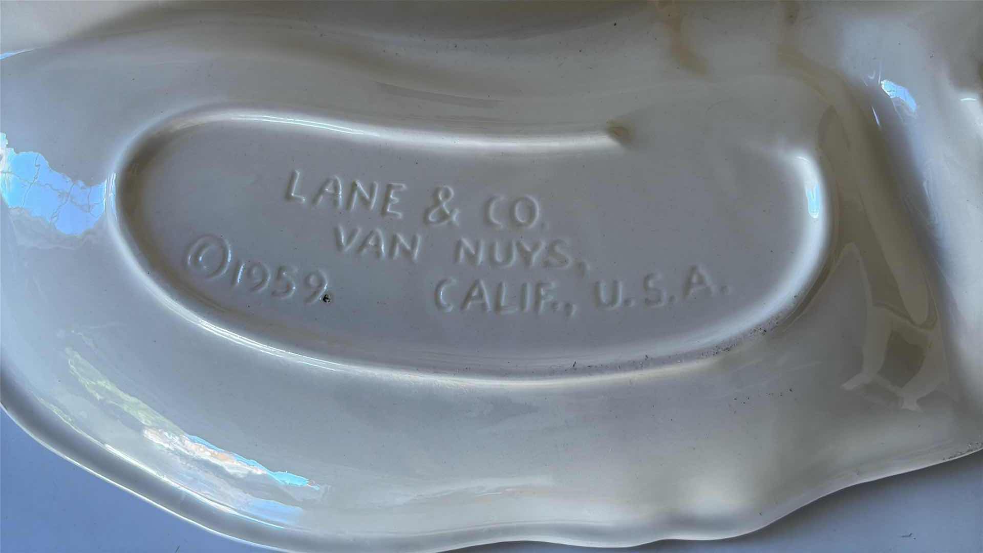 Photo 1 of VINTAGE 1959 LANE AND CO. LONGHORN CATTLE POTTERY PLATTER