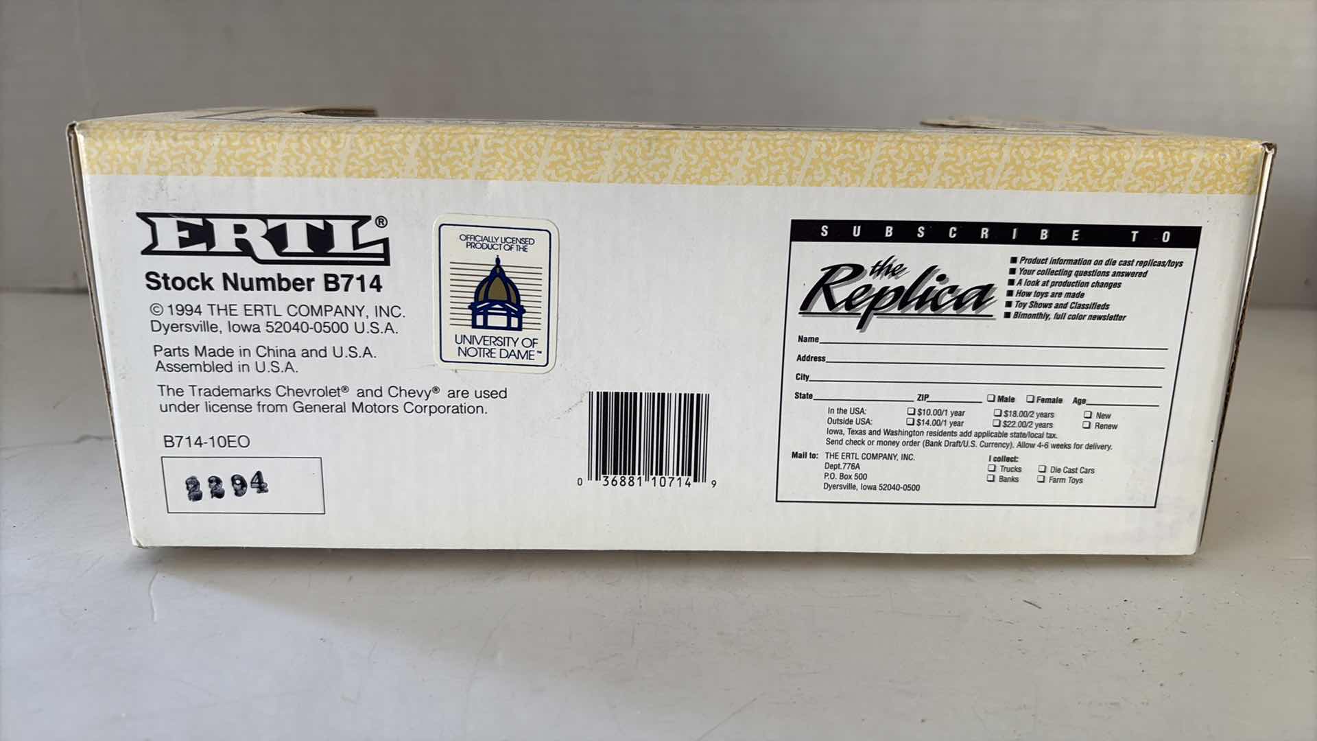 Photo 1 of ERTL “1938 PANEL TRUCK“ DIE CAST METAL BANK