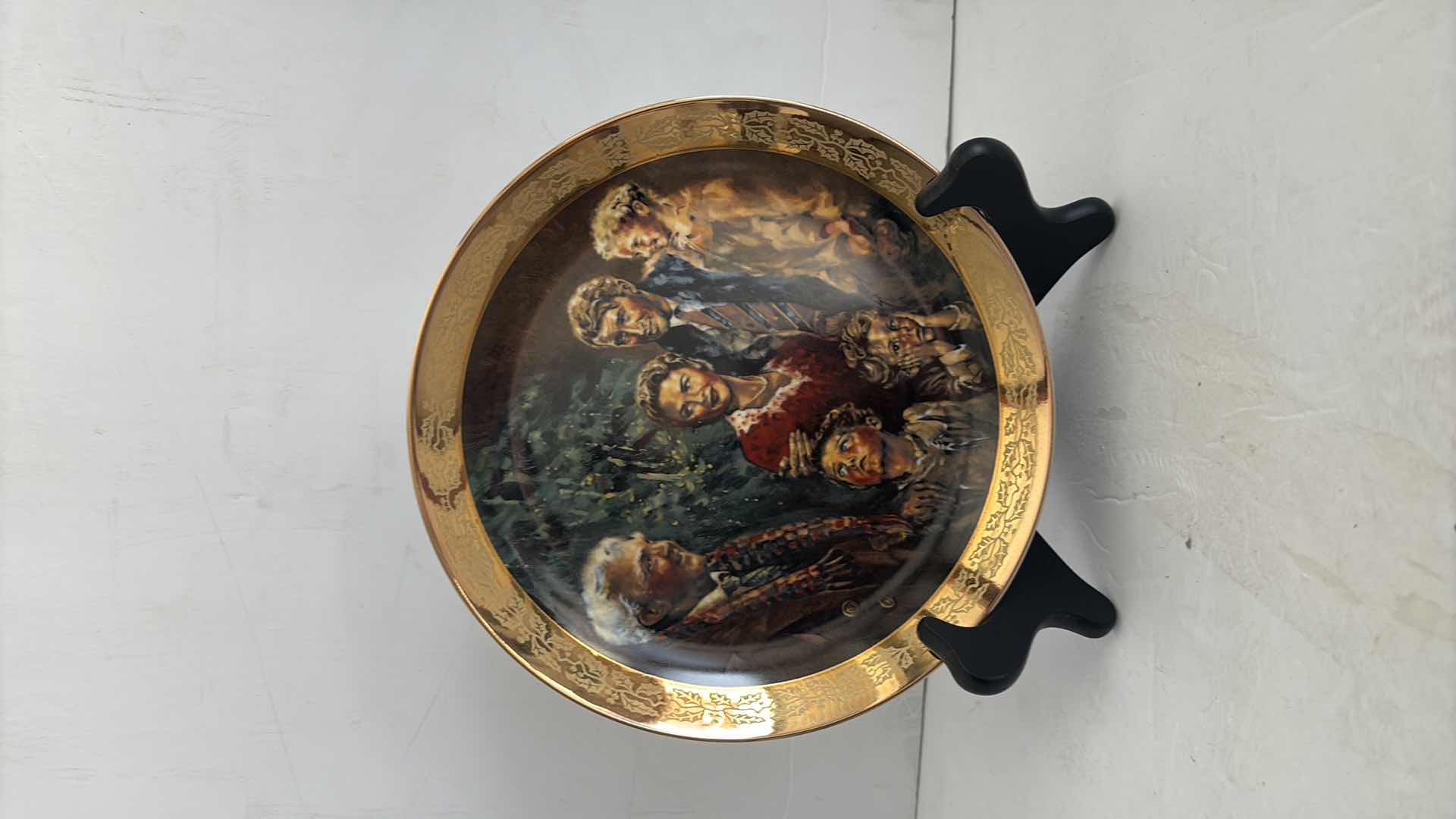 Photo 1 of ITS A WONDERFUL LIFE COMMEMORATIVE PLATE COA