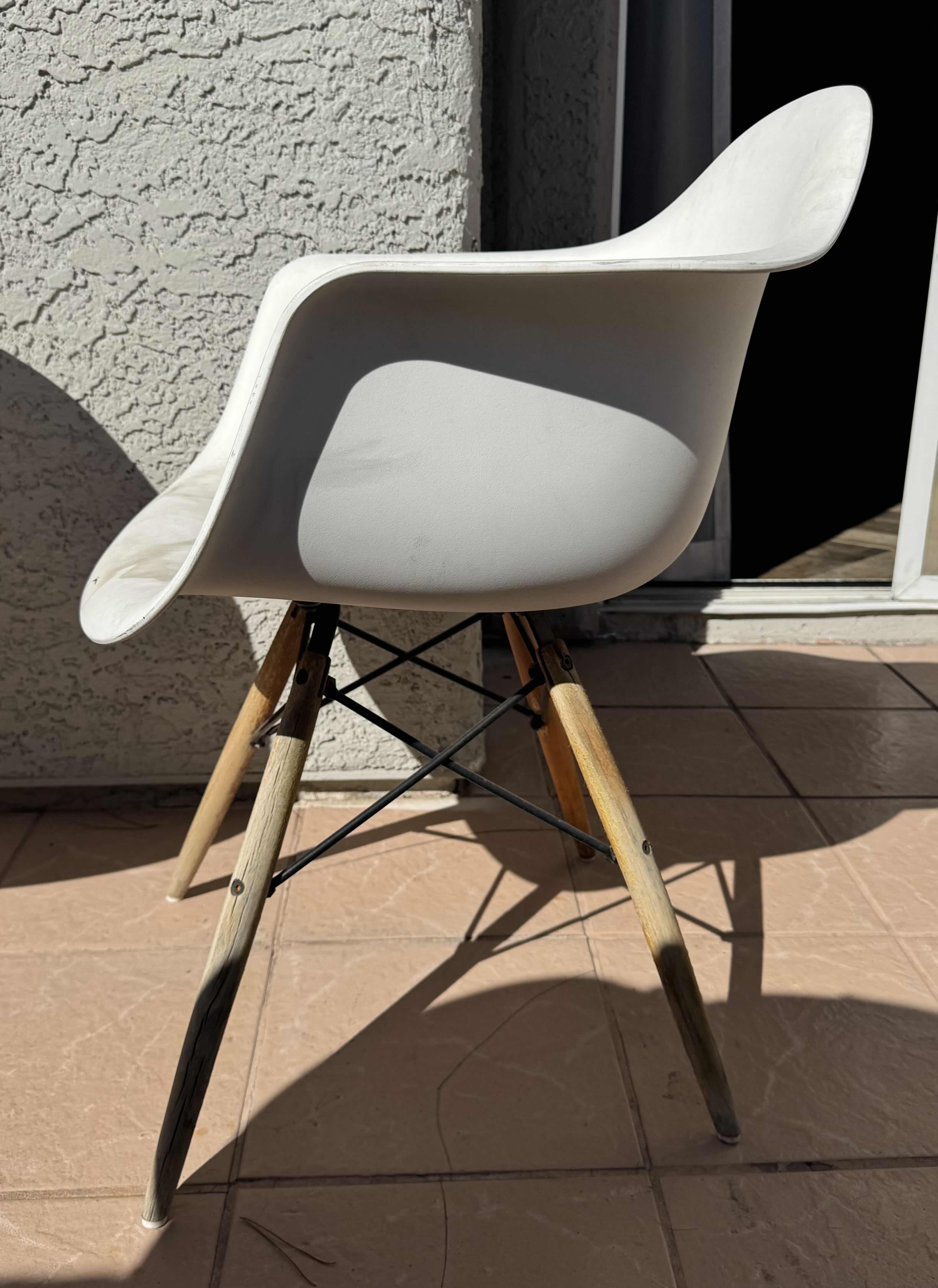 Photo 1 of 2-WHITE RESIN OUTDOOR BUCKET CHAIRS
