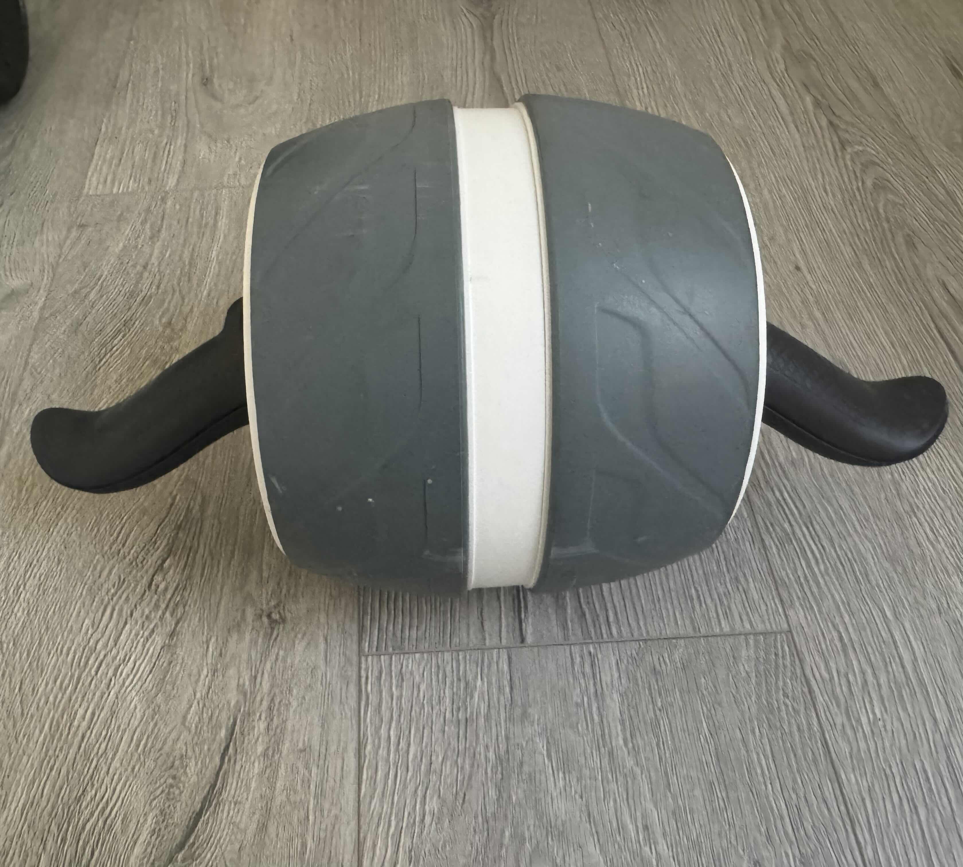 Photo 1 of WORK OUT EQUIPMENT, HAND WEIGHTS
