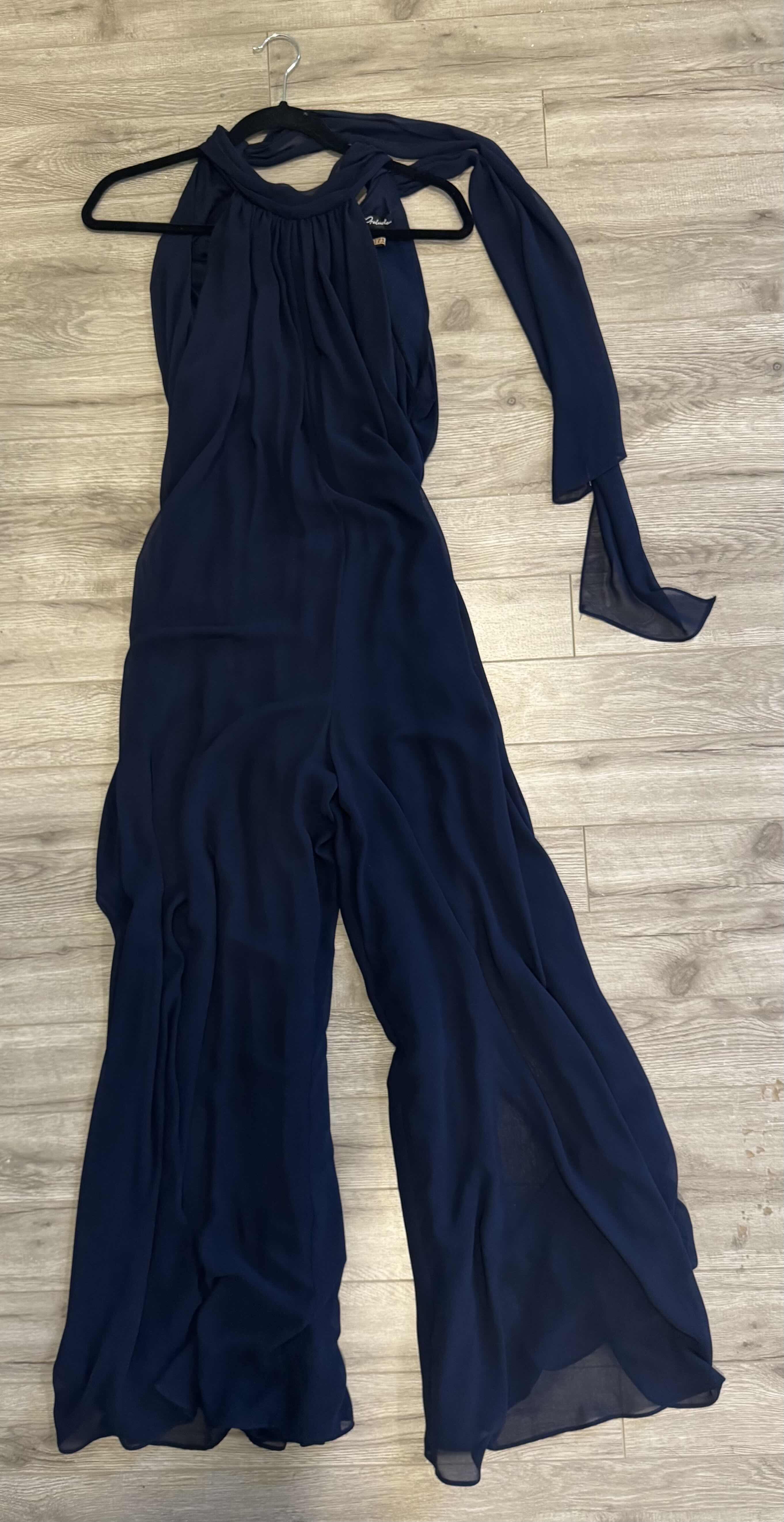Photo 1 of 4-WOMEN'S DRESSES & ROMPER (SIZE L)