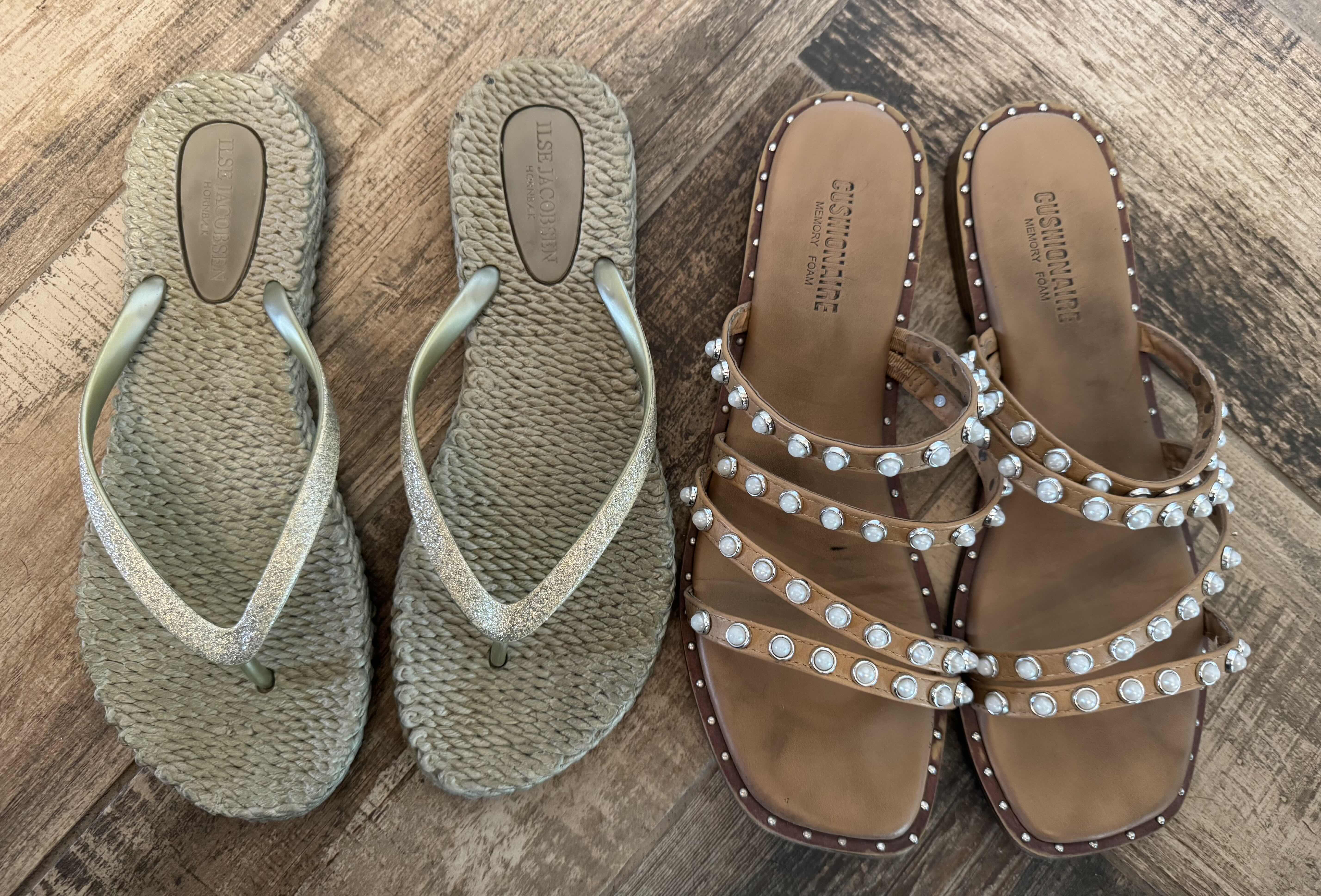 Photo 1 of 5 PAIRS-WOMEN'S SANDALS & FLIP FLOPS (SIZE 9) 