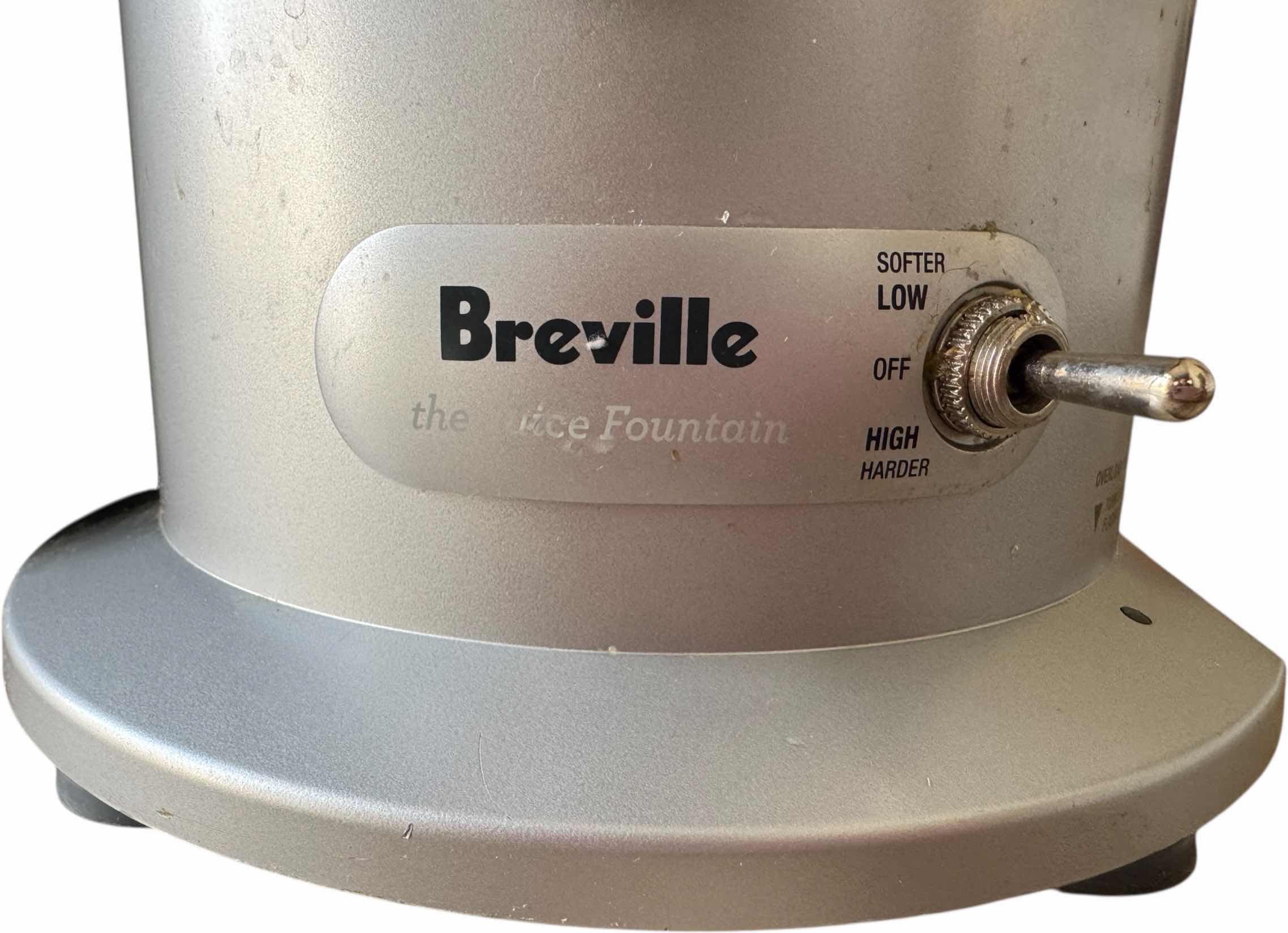 Photo 1 of BREVILLE JUICER, 7 THICK GREEN GLASSES
