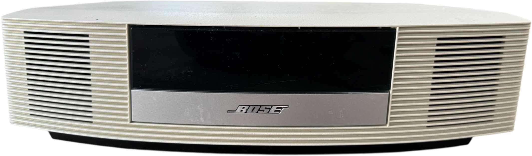Photo 1 of BOSE WAVE MUSIC FM/AM RADIO SYSTEM W REMOTE 