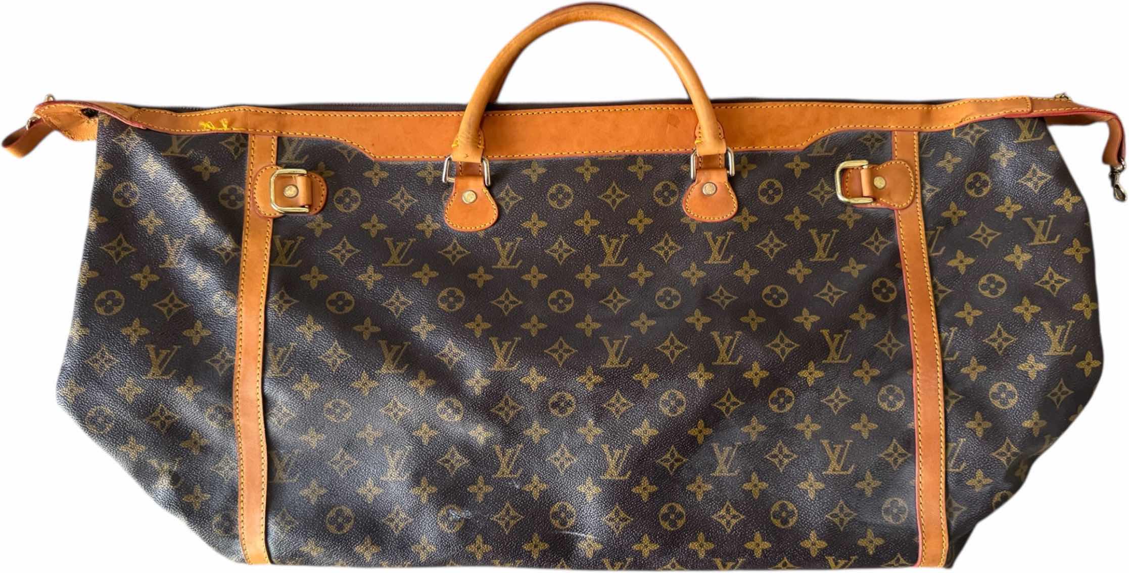 Photo 1 of REPLICA LOUIS VUITTON BOSTON DUFFEL BAG 

