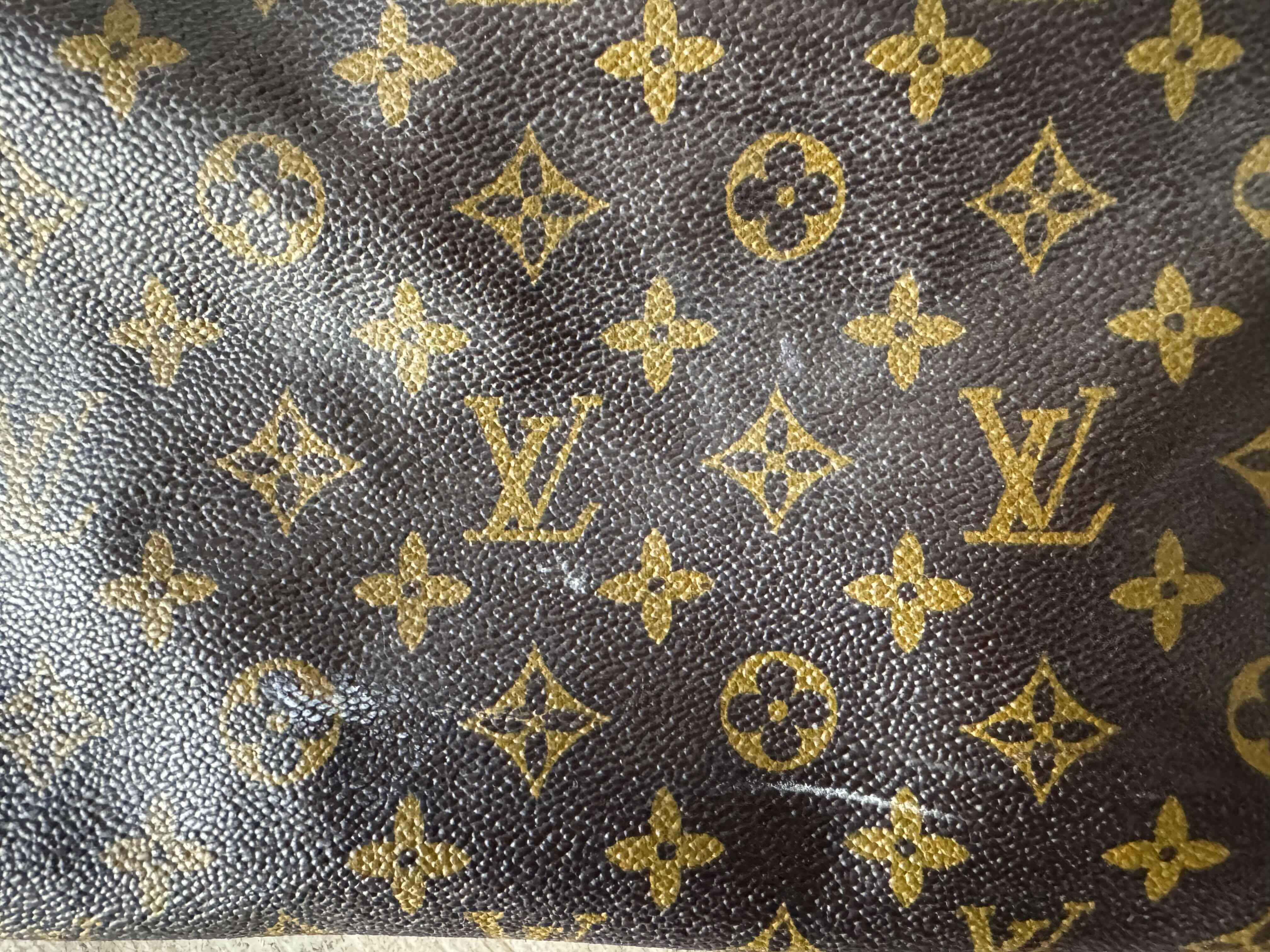 Photo 1 of REPLICA LOUIS VUITTON BOSTON DUFFEL BAG 

