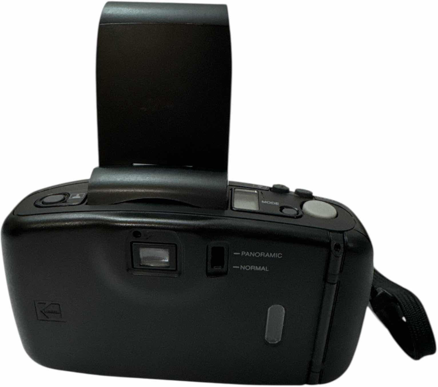 Photo 1 of KODAK 35MM FILM CAMERA W. CARRYING PROTECTIVE CASE, MINOLTA FREEDOM ZOOM 70EX 35MM FILM CAMERA