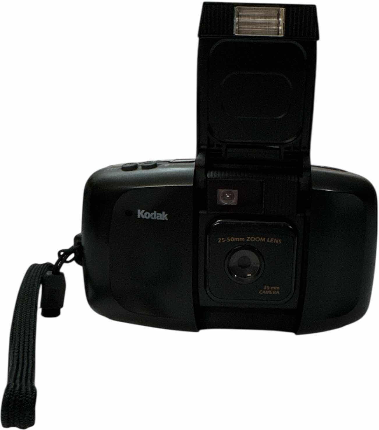 Photo 1 of KODAK 35MM FILM CAMERA W. CARRYING PROTECTIVE CASE, MINOLTA FREEDOM ZOOM 70EX 35MM FILM CAMERA