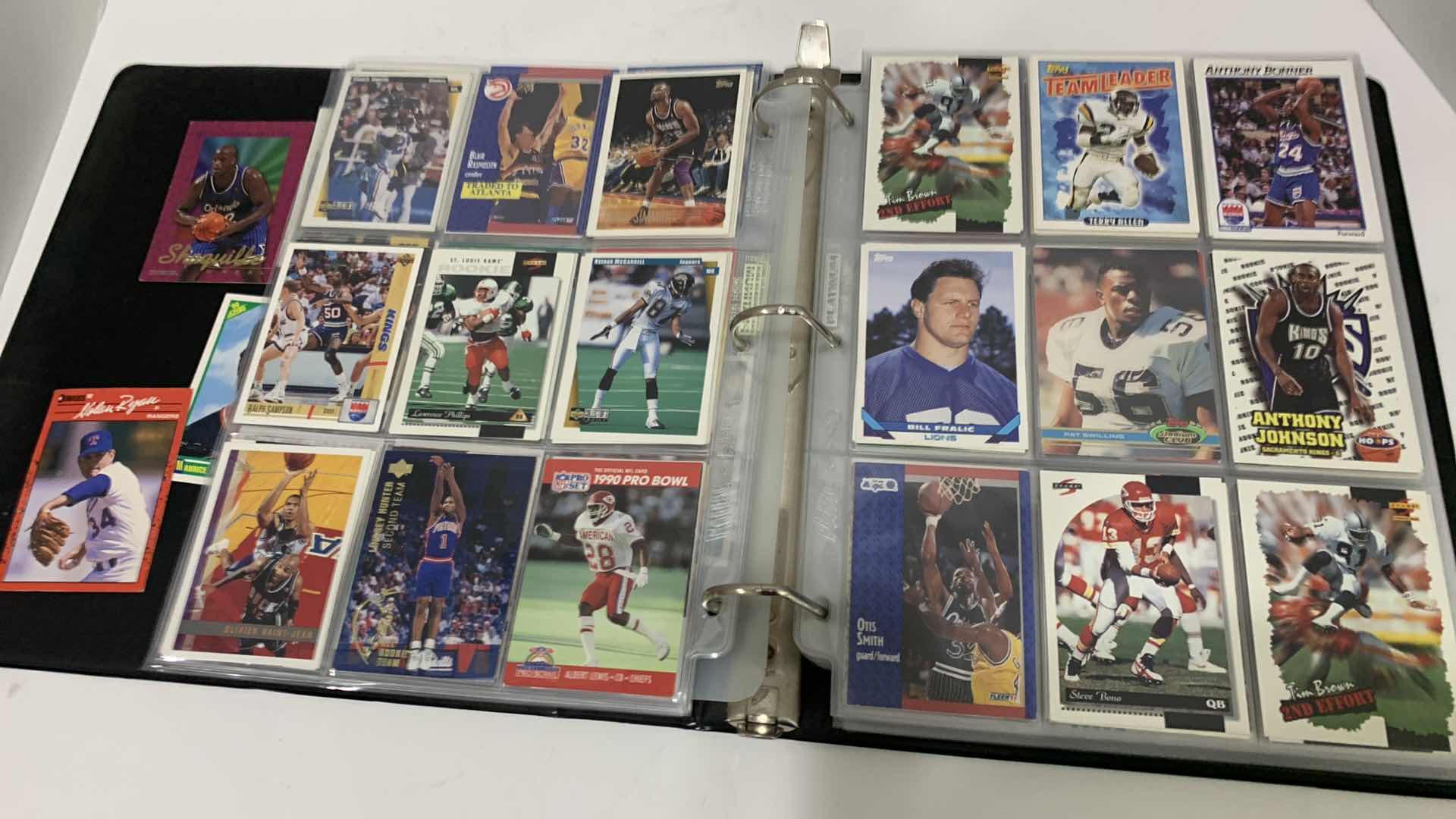 Photo 1 of ASSORTED SPORTSCARDS