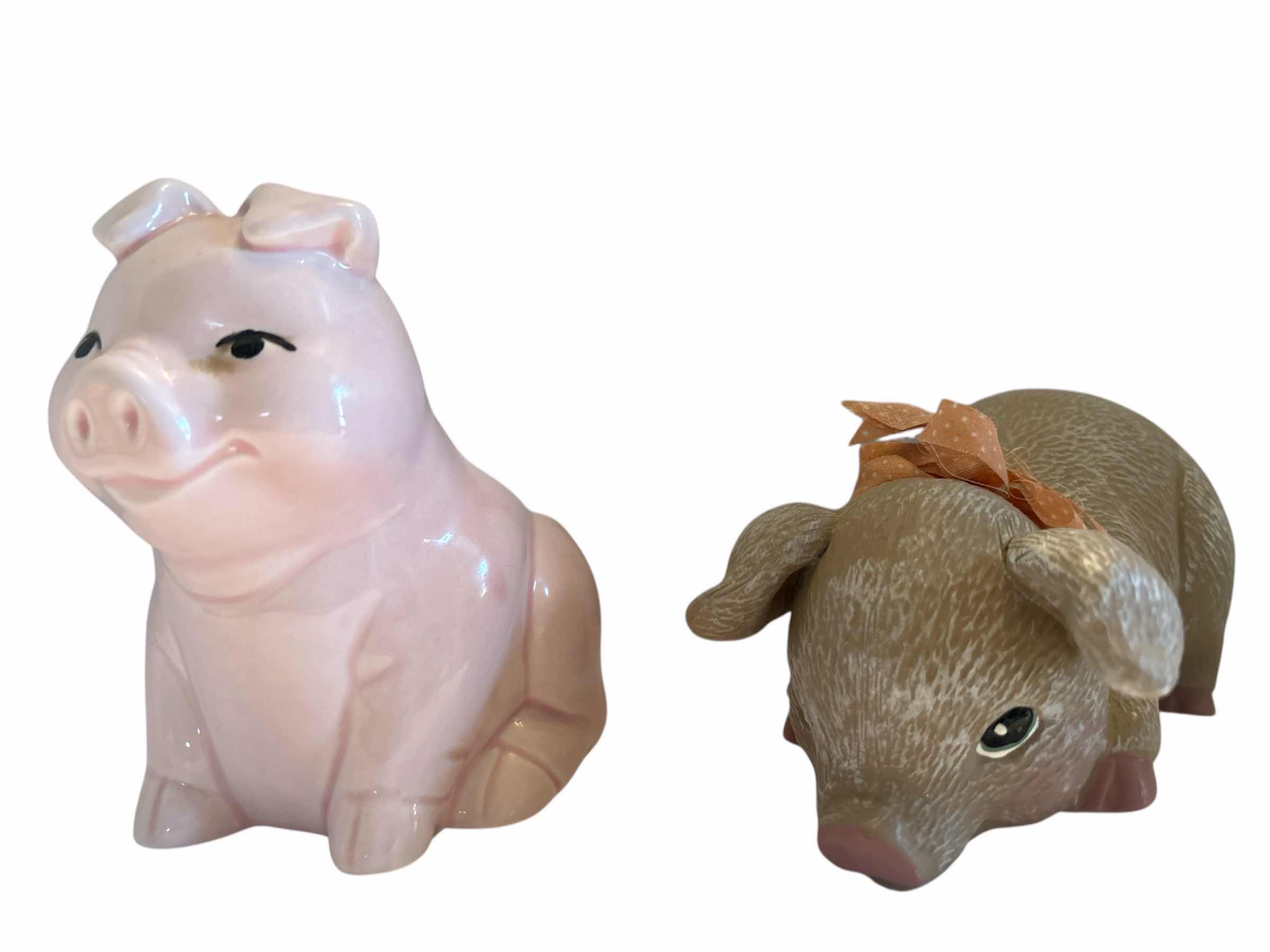 Photo 1 of (2)PCS PIG PLANTER AND DECOR H5”