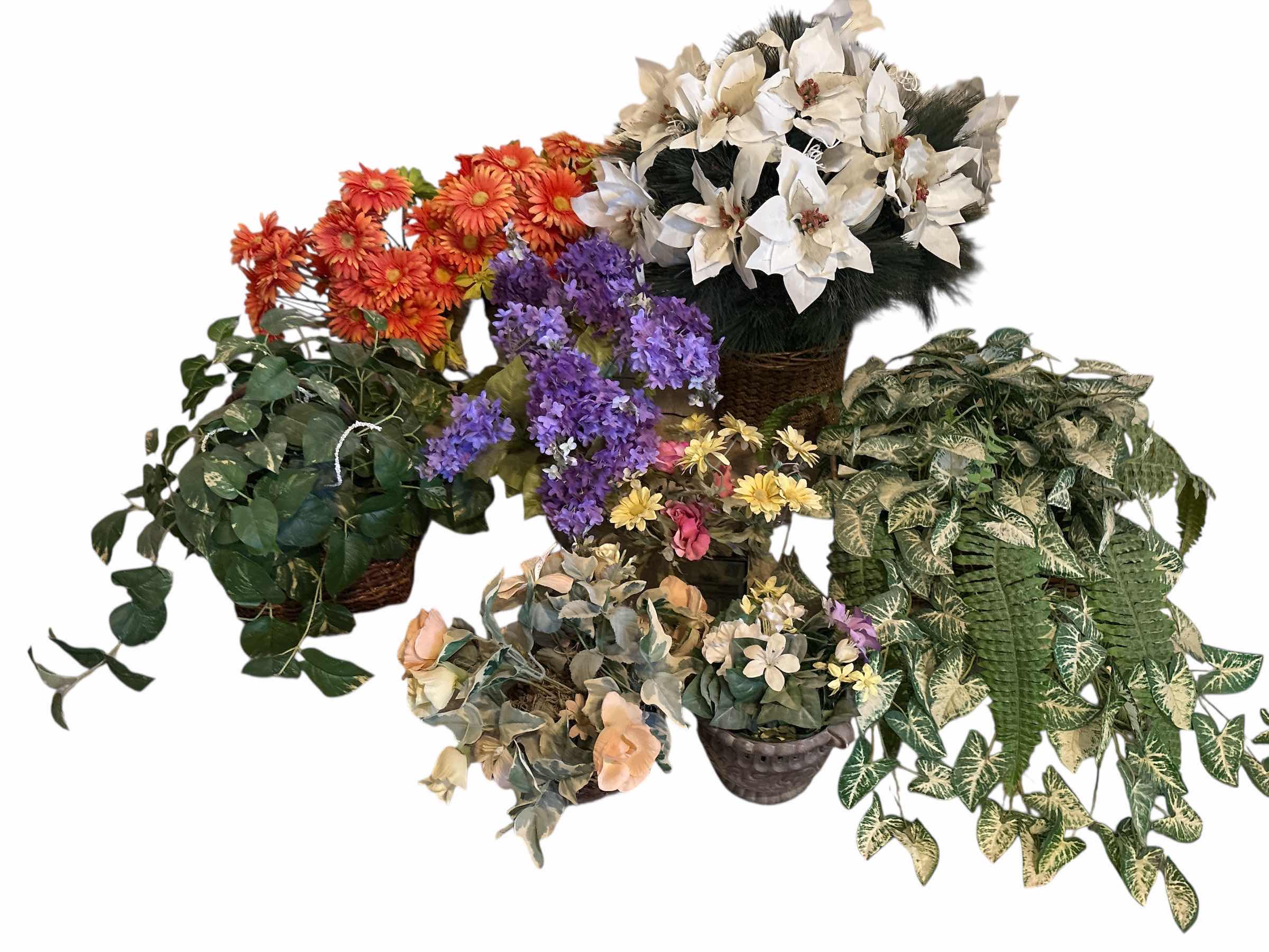 Photo 1 of (8)PCS FLORAL ARRANGEMENTS