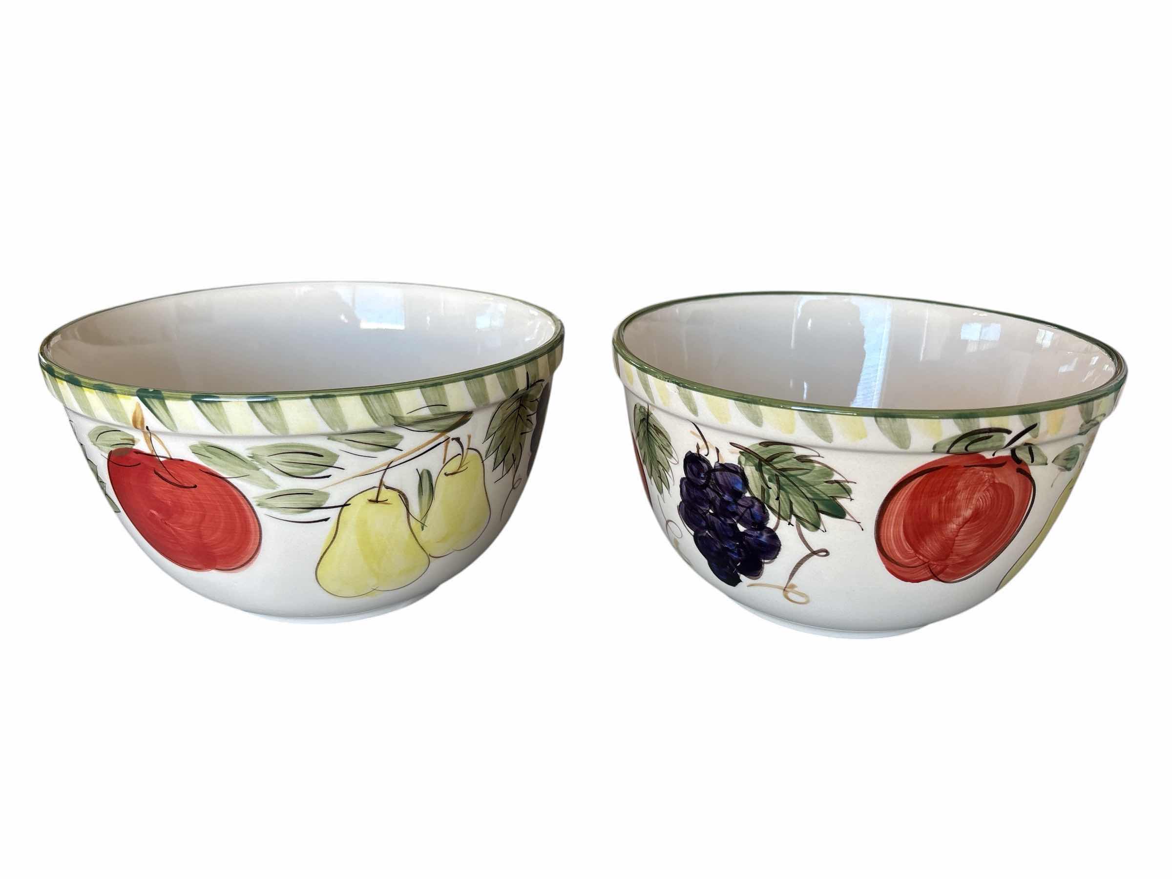 Photo 1 of (2)PCS DECORATIVE FRUIT BOWLS 7”