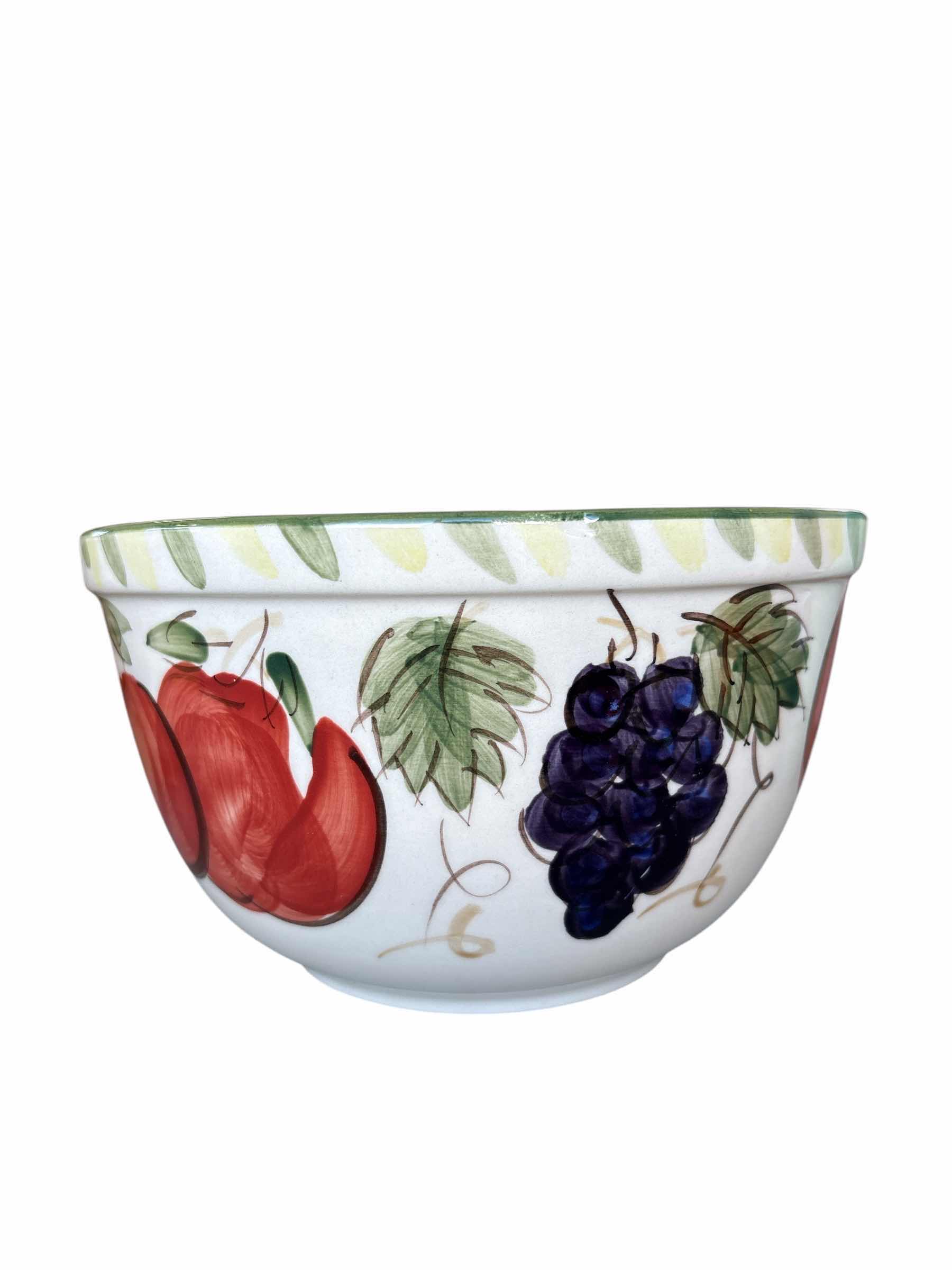 Photo 1 of (2)PCS DECORATIVE FRUIT BOWLS 7”