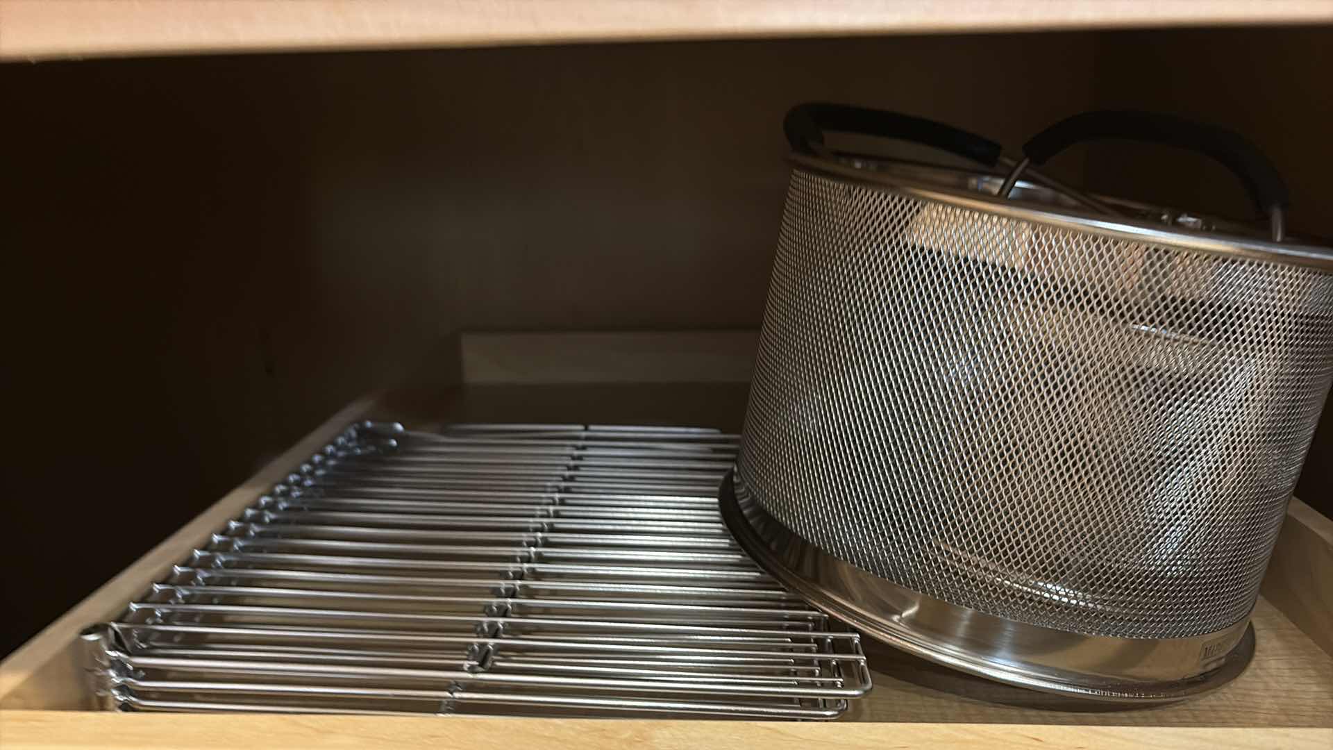 Photo 1 of CONTENTS OF KITCHEN CABINET