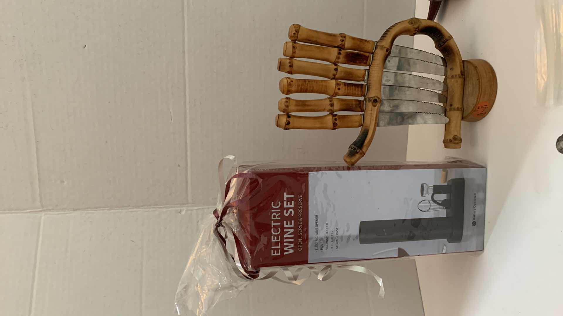 Photo 1 of HORS D’OEUVRES SET AND ELECTRIC WINE SET